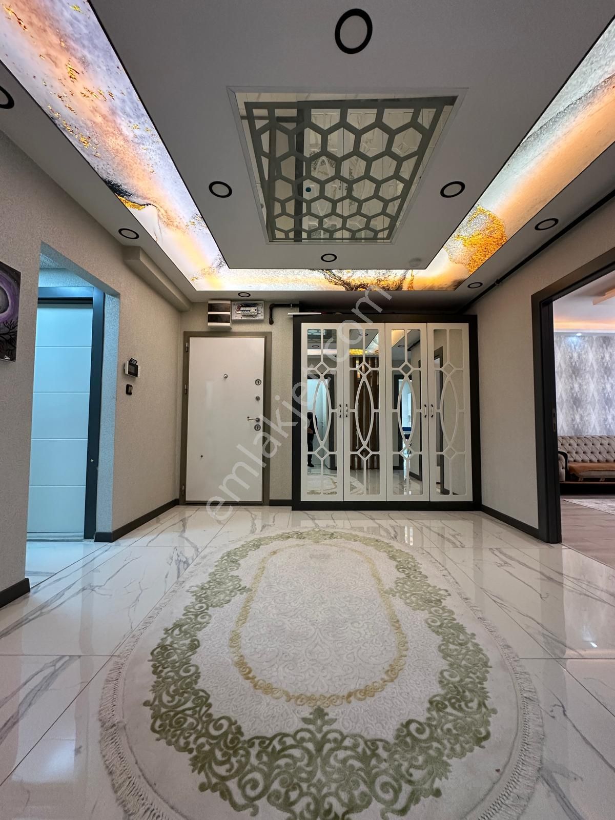 Keçiörende Kat Konumlu Ebeveyn Banyolu Türk Hamamlı 3+1 Daire - Görsel 13