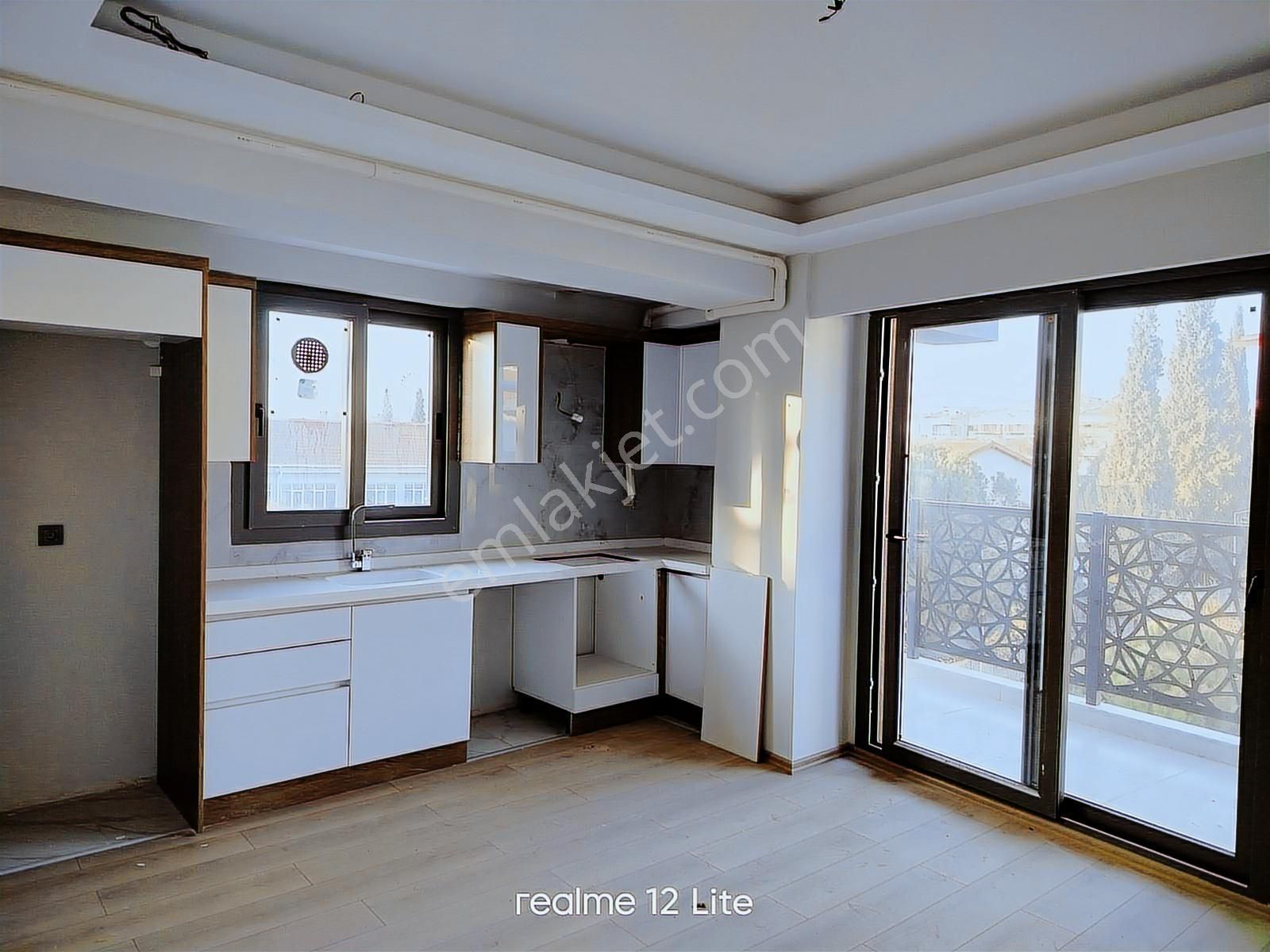 Fatih Mahallesi 2+1 Açık Mutfak Kiralık Daıre! - Görsel 7