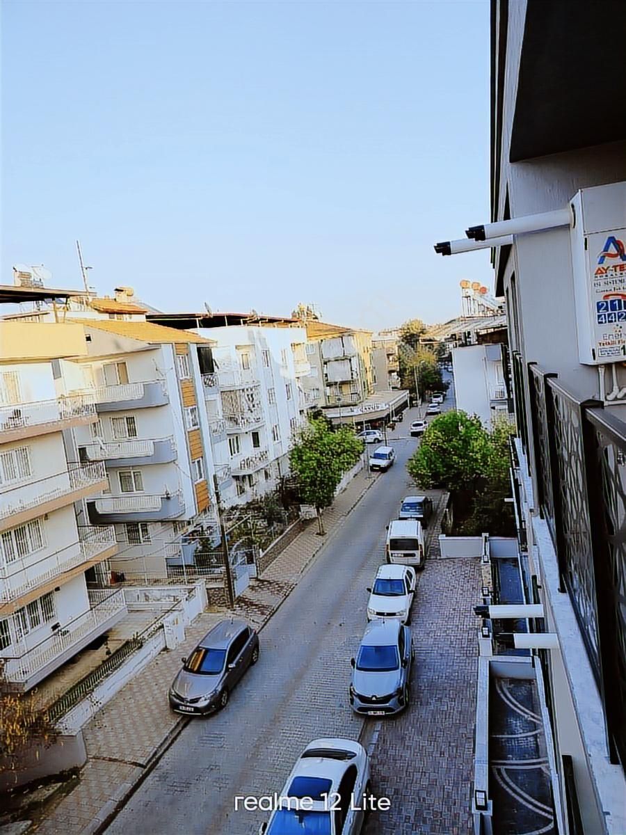 Fatih Mahallesi 2+1 Açık Mutfak Kiralık Daıre! - Görsel 5