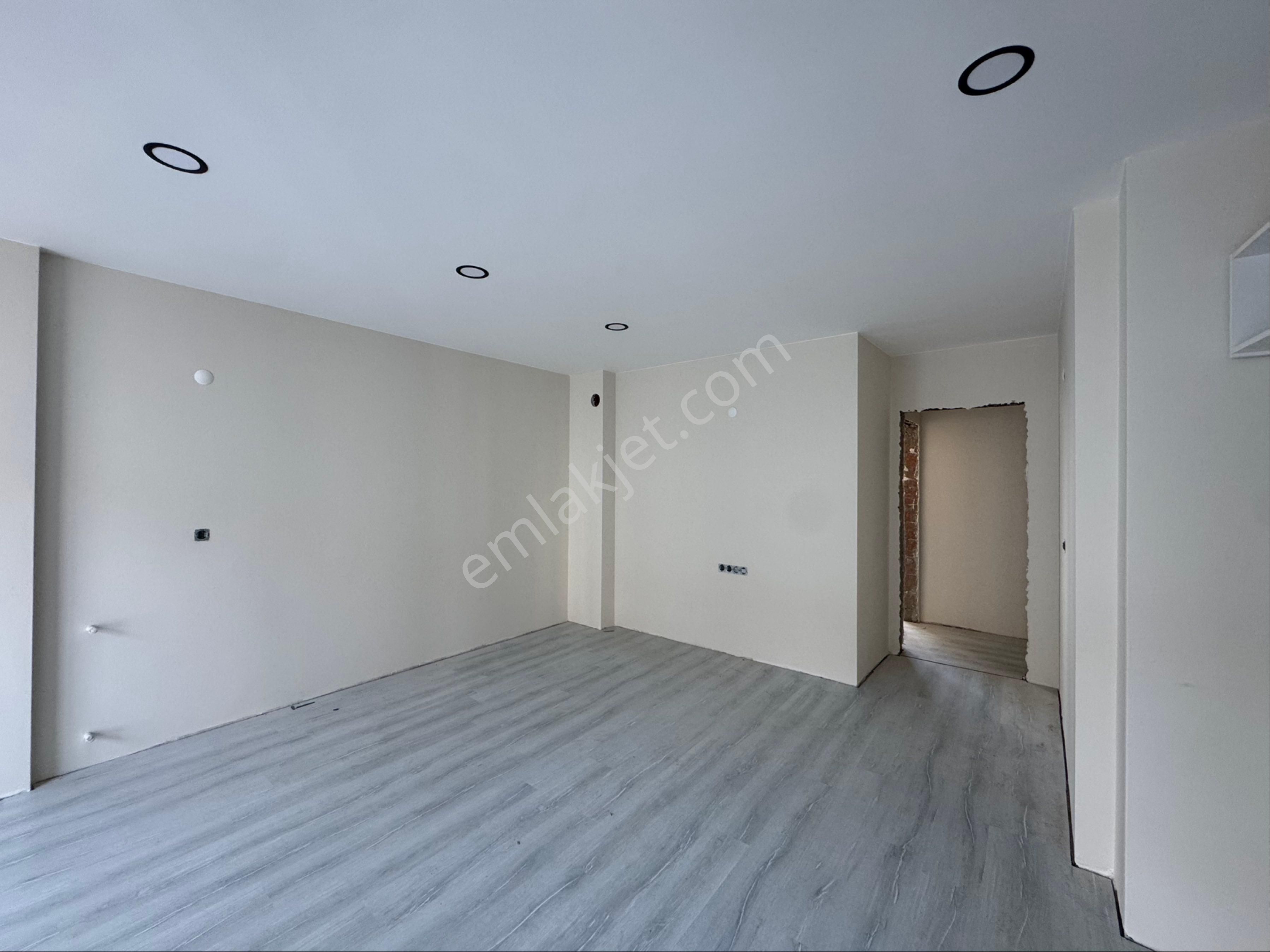 Kuşadası Güzelçamlı'da Satılık Sıfır Yapım 1+1 Asansörlü Daire - Görsel 12