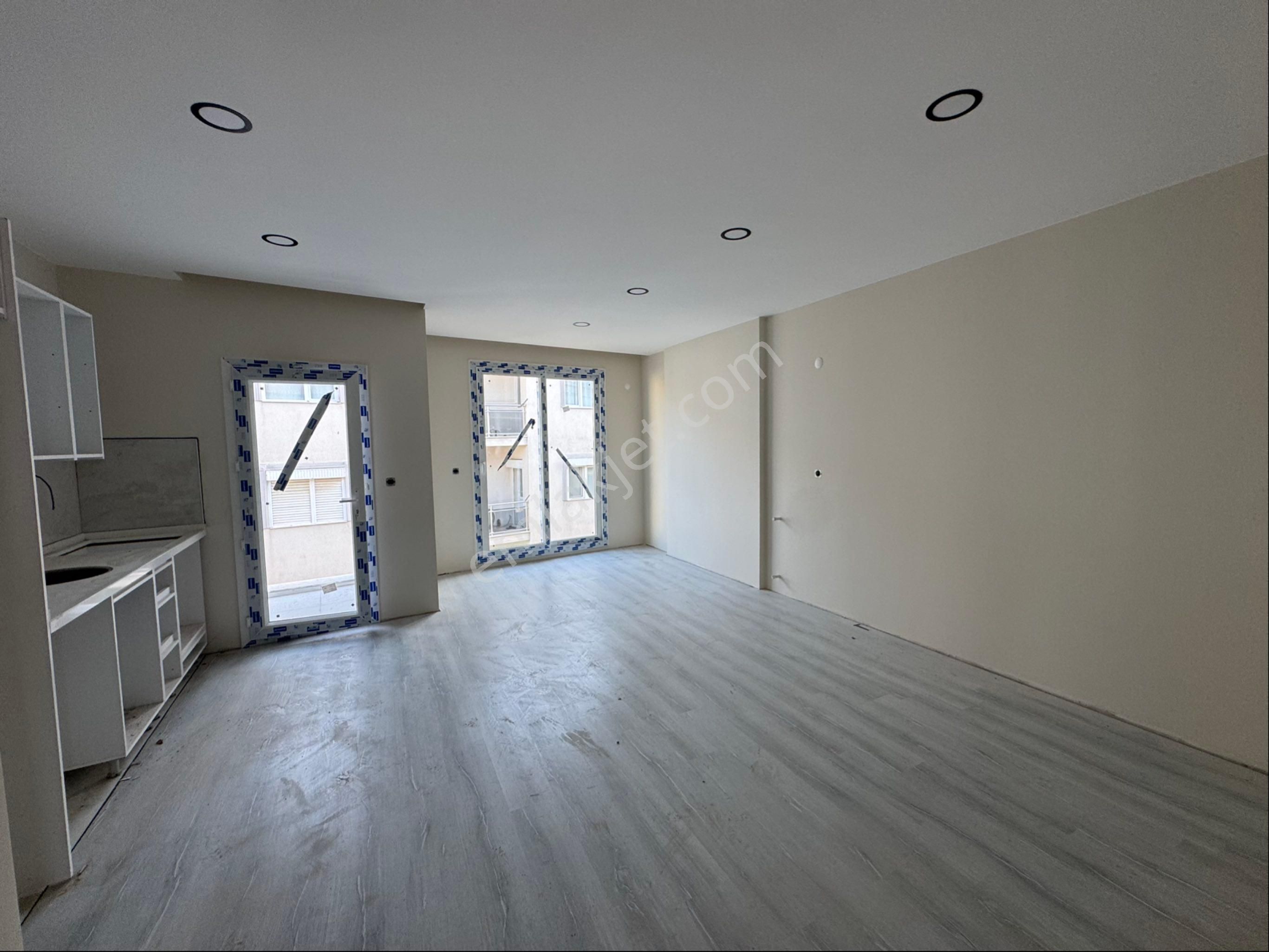 Kuşadası Güzelçamlı'da Satılık Sıfır Yapım 1+1 Asansörlü Daire - Görsel 17