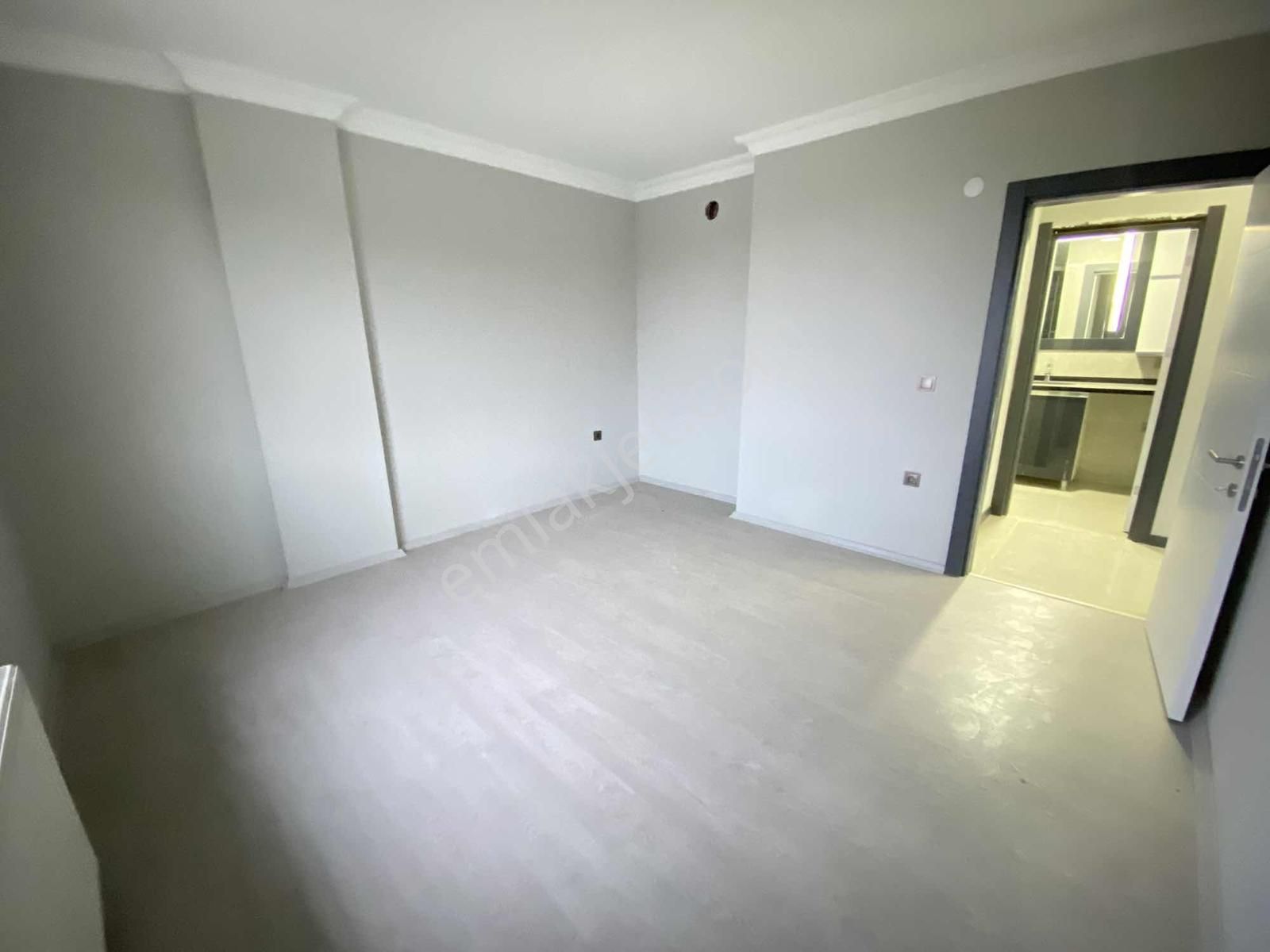 Tuğradan Çobançeşmede Site İçi Lüx Geniş 2+1 Satılık Daireler - Görsel 15