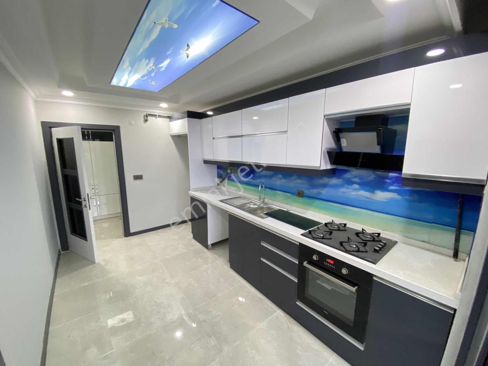 Tuğradan Çobançeşmede Site İçi Lüx Geniş 2+1 Satılık Daireler - Görsel 2