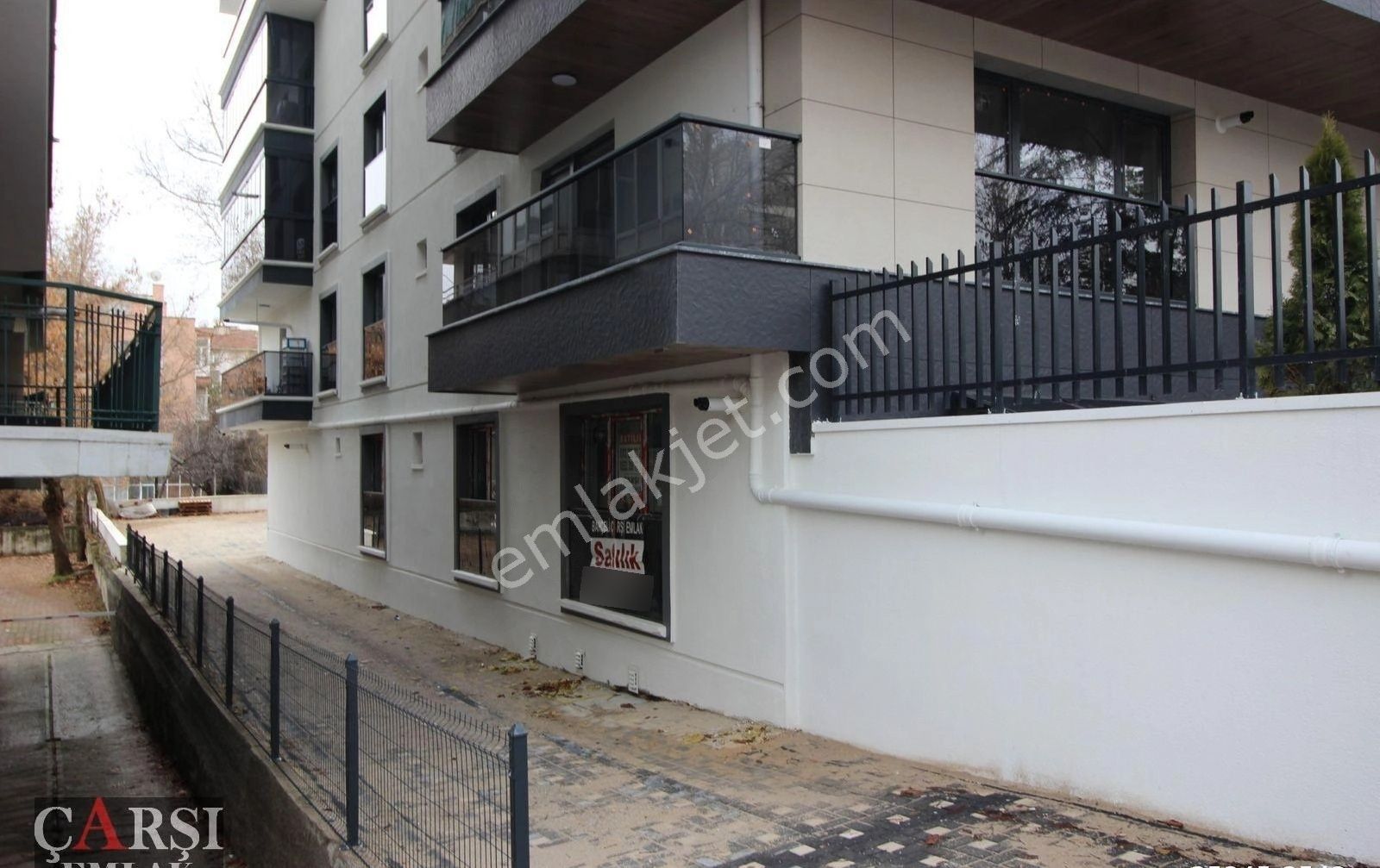 Çarşı"dan Anıtkabire Adım Mesafesinde Sıfır Binada Bahçe Katı - Görsel 6