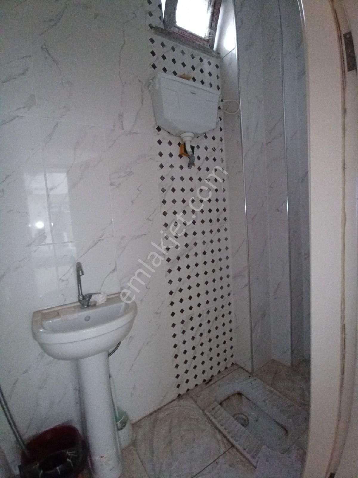 Çanakkale Merkezde Barbaros Mah. Kiralık İşyeri Depolu 160m2 - Görsel 18