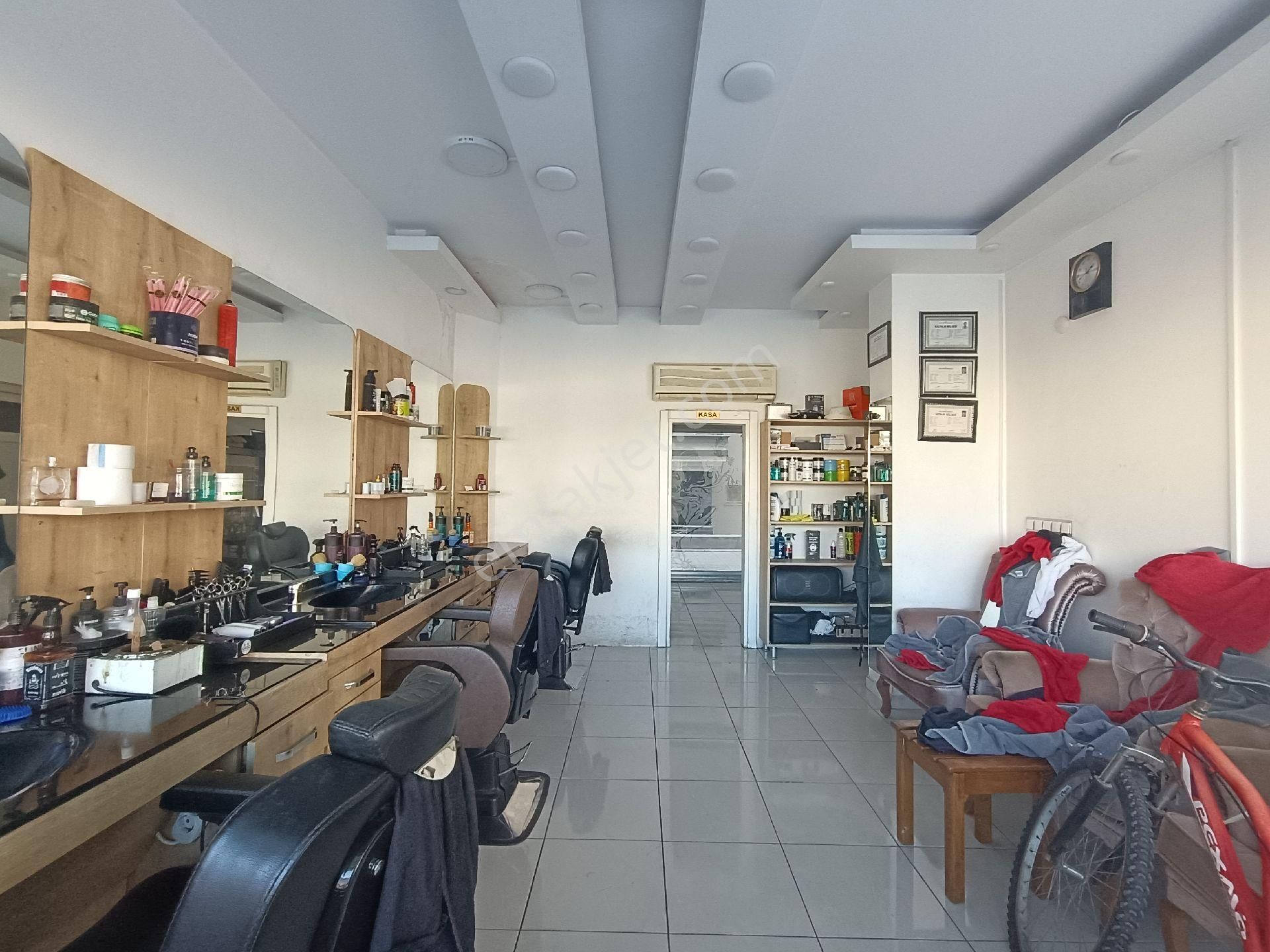 Cadde Cepheli Geniş Verandalı Dükkan - Görsel 19