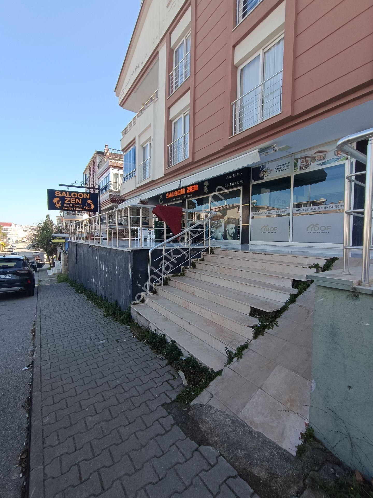 Cadde Cepheli Geniş Verandalı Dükkan - Görsel 5