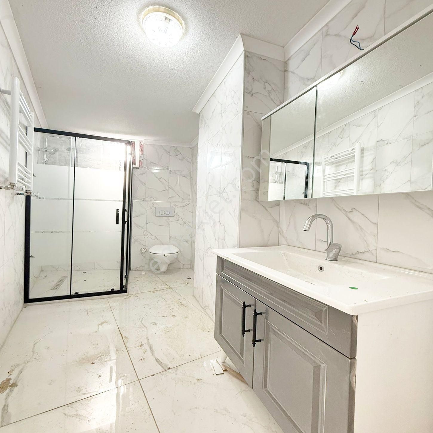 Pusula Yapı'dan Adil Mahallesinde, Teras Kullanım Alanı Olan 2+1!!! - Görsel 11