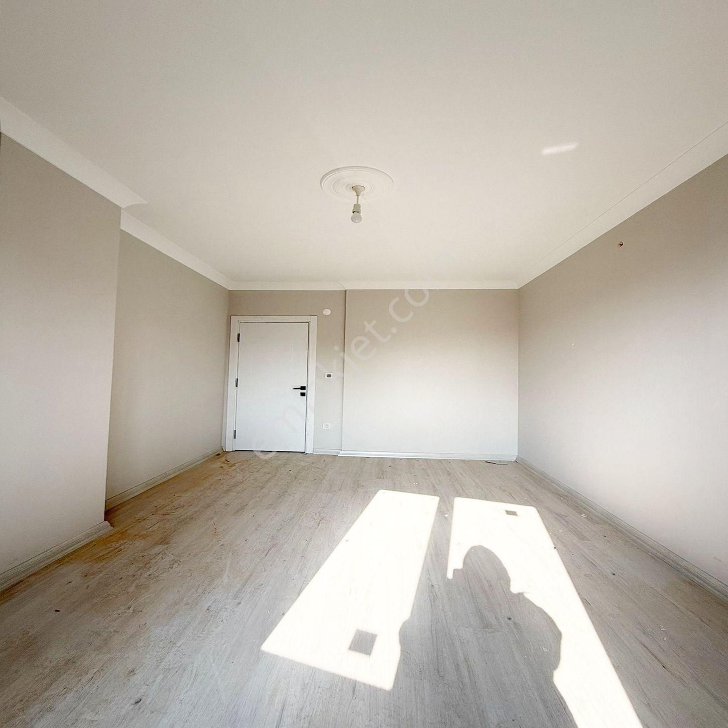 Pusula Yapı'dan Adil Mahallesinde, Teras Kullanım Alanı Olan 2+1!!! - Görsel 10