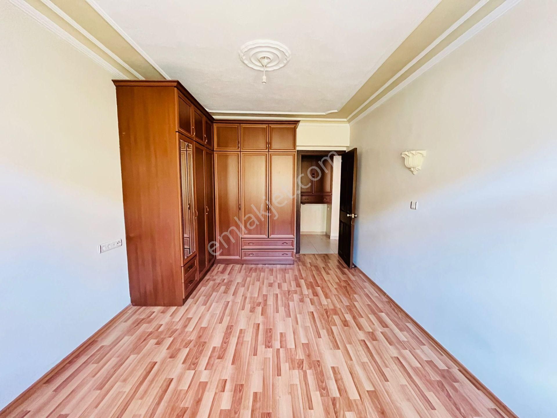 İmaremlak2'den Saray Tam Merkezde 4+1 180m2 Geniş Kiralık Daire - Görsel 17