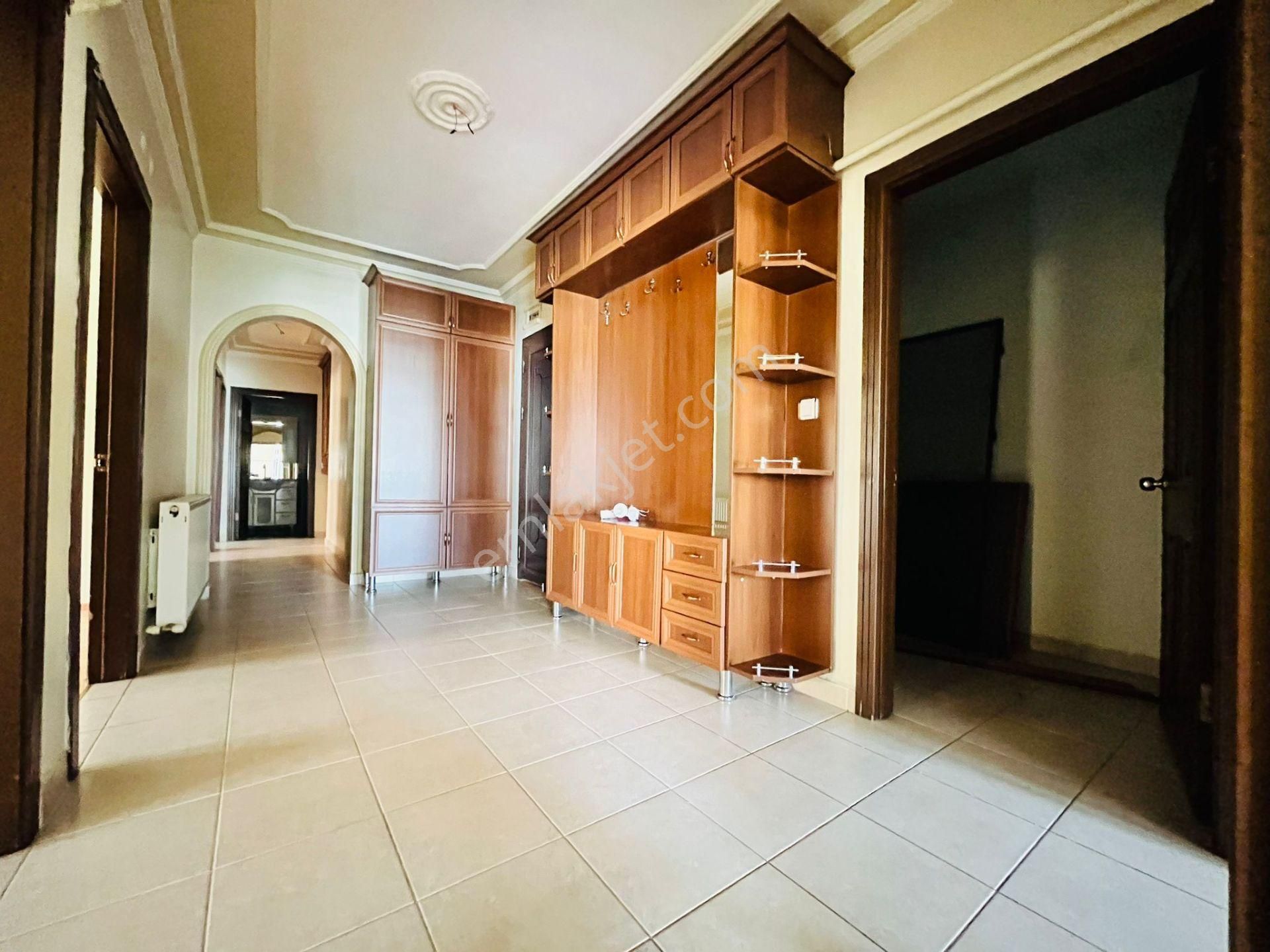 İmaremlak2'den Saray Tam Merkezde 4+1 180m2 Geniş Kiralık Daire - Görsel 5