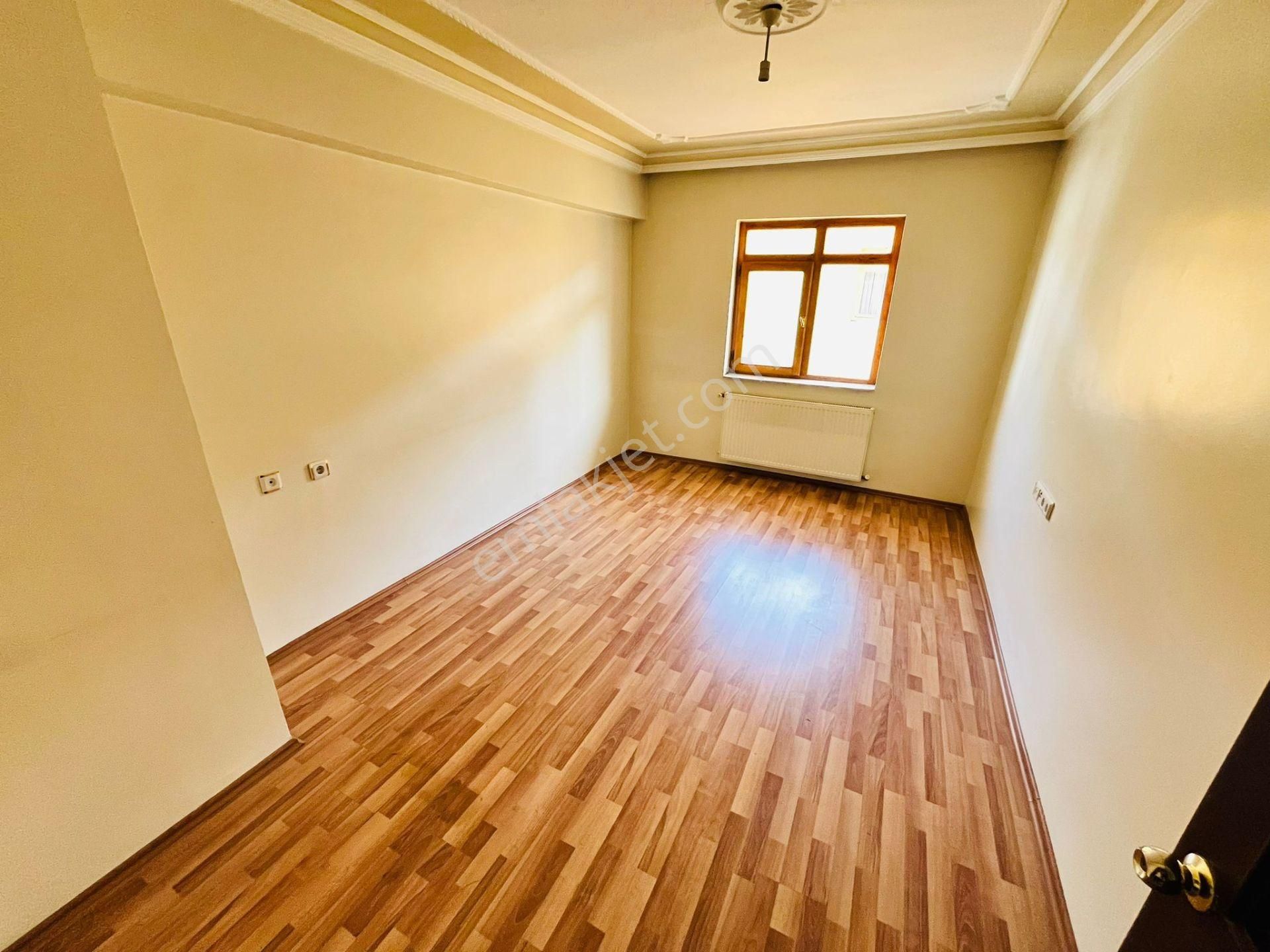 İmaremlak2'den Saray Tam Merkezde 4+1 180m2 Geniş Kiralık Daire - Görsel 23