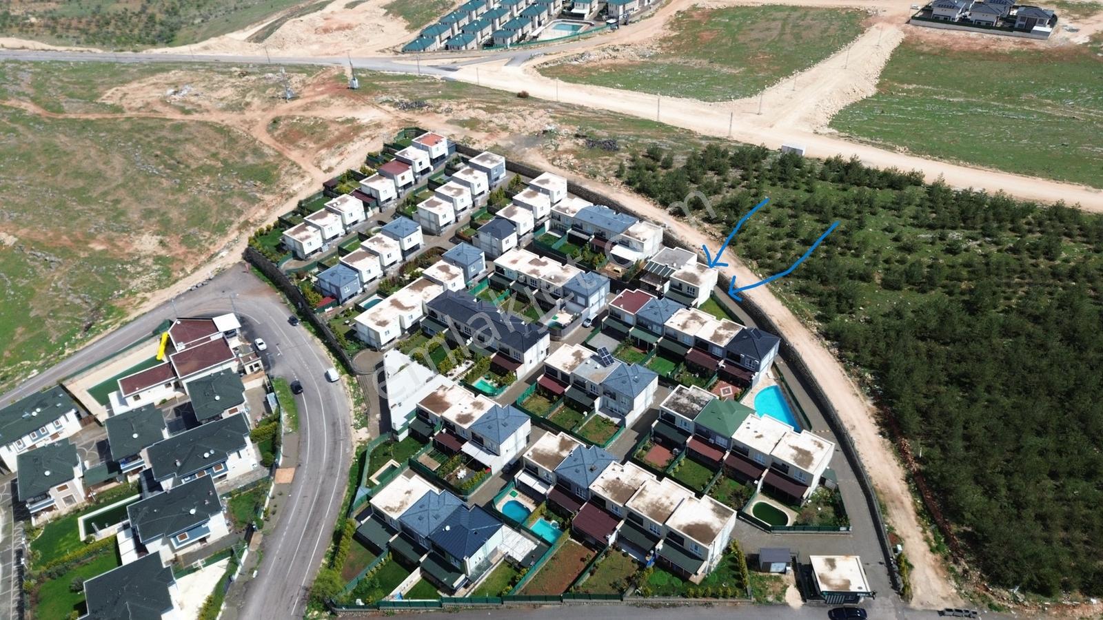 Z Group'dan Opet Petrol Arkasın'da Havuzlu Sitede 3+1 Villa - Görsel 23
