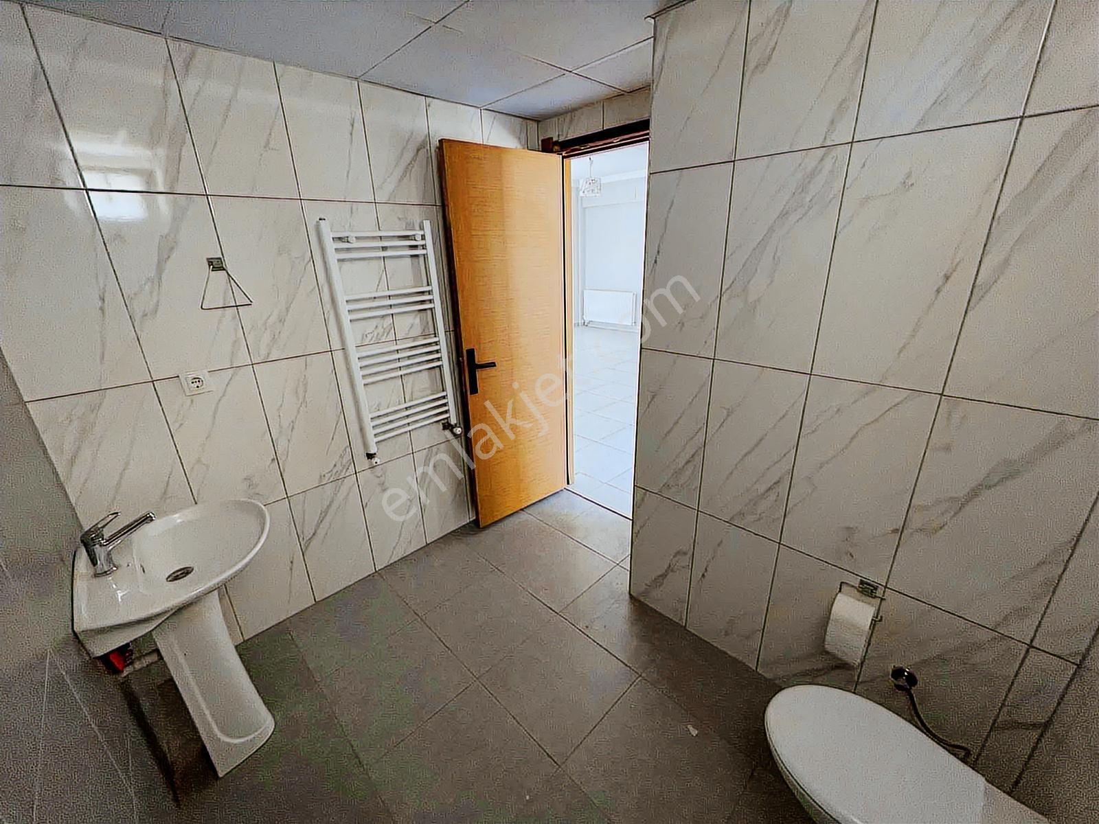 Z Group'dan Opet Petrol Arkasın'da Havuzlu Sitede 3+1 Villa - Görsel 11
