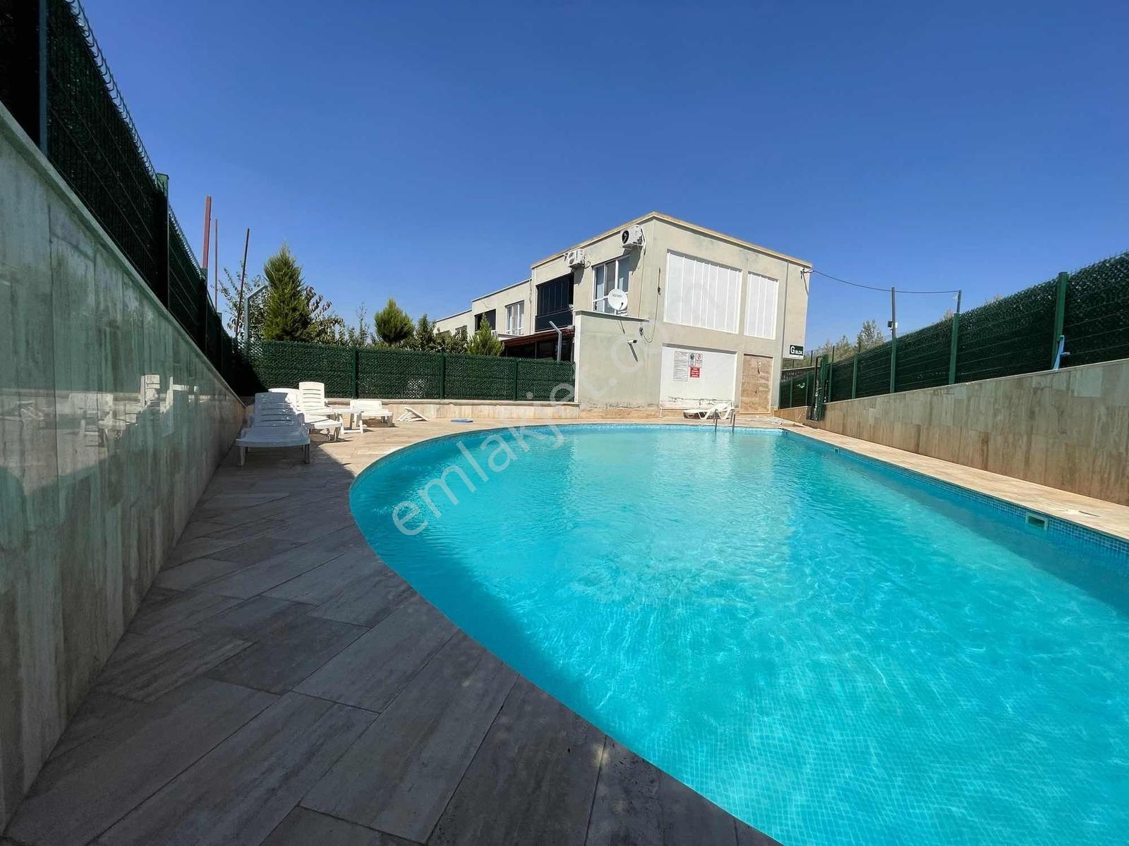 Z Group'dan Opet Petrol Arkasın'da Havuzlu Sitede 3+1 Villa - Görsel 20