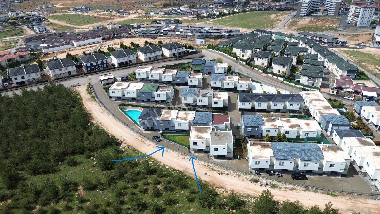Z Group'dan Opet Petrol Arkasın'da Havuzlu Sitede 3+1 Villa - Görsel 24