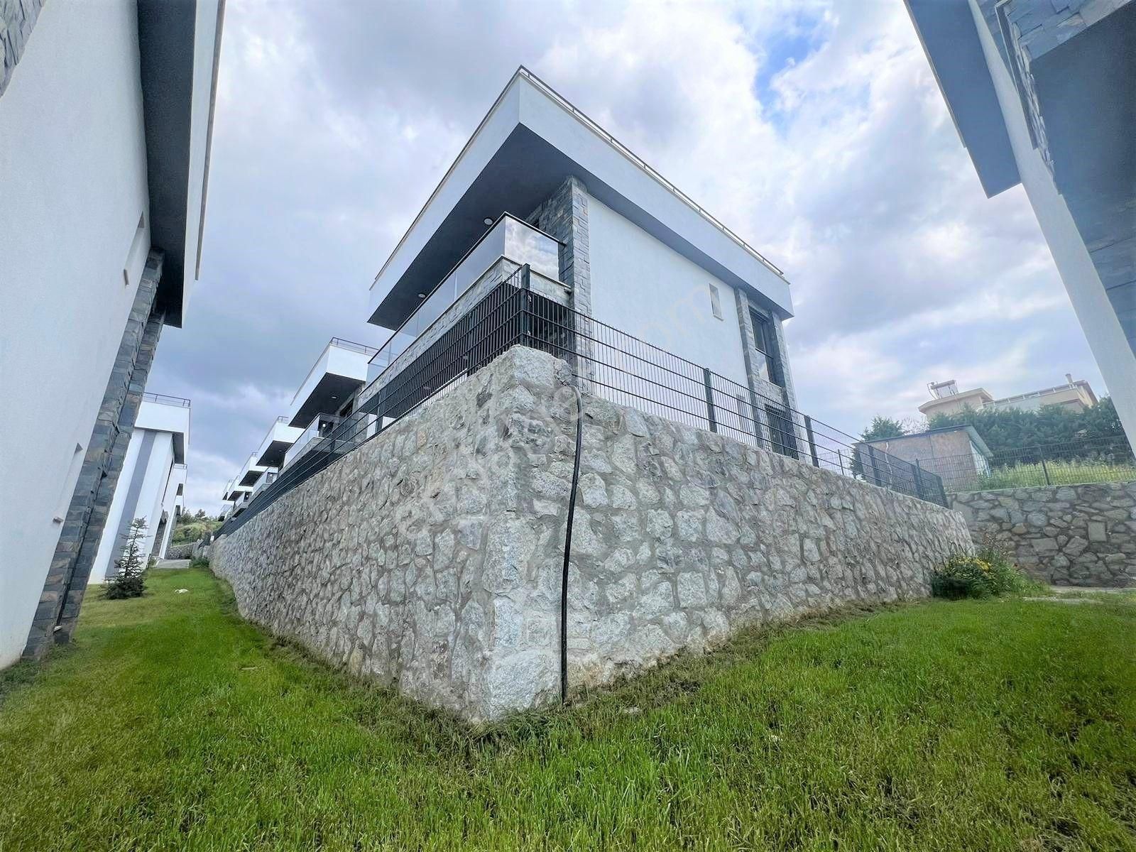 Aygülden Bir Kaçmaz Fırsat Daha Pelitköy'de Sıfır Nezih Site İçi Muhteşem Deniz Mnz 4+1satılık Villa - Görsel 34