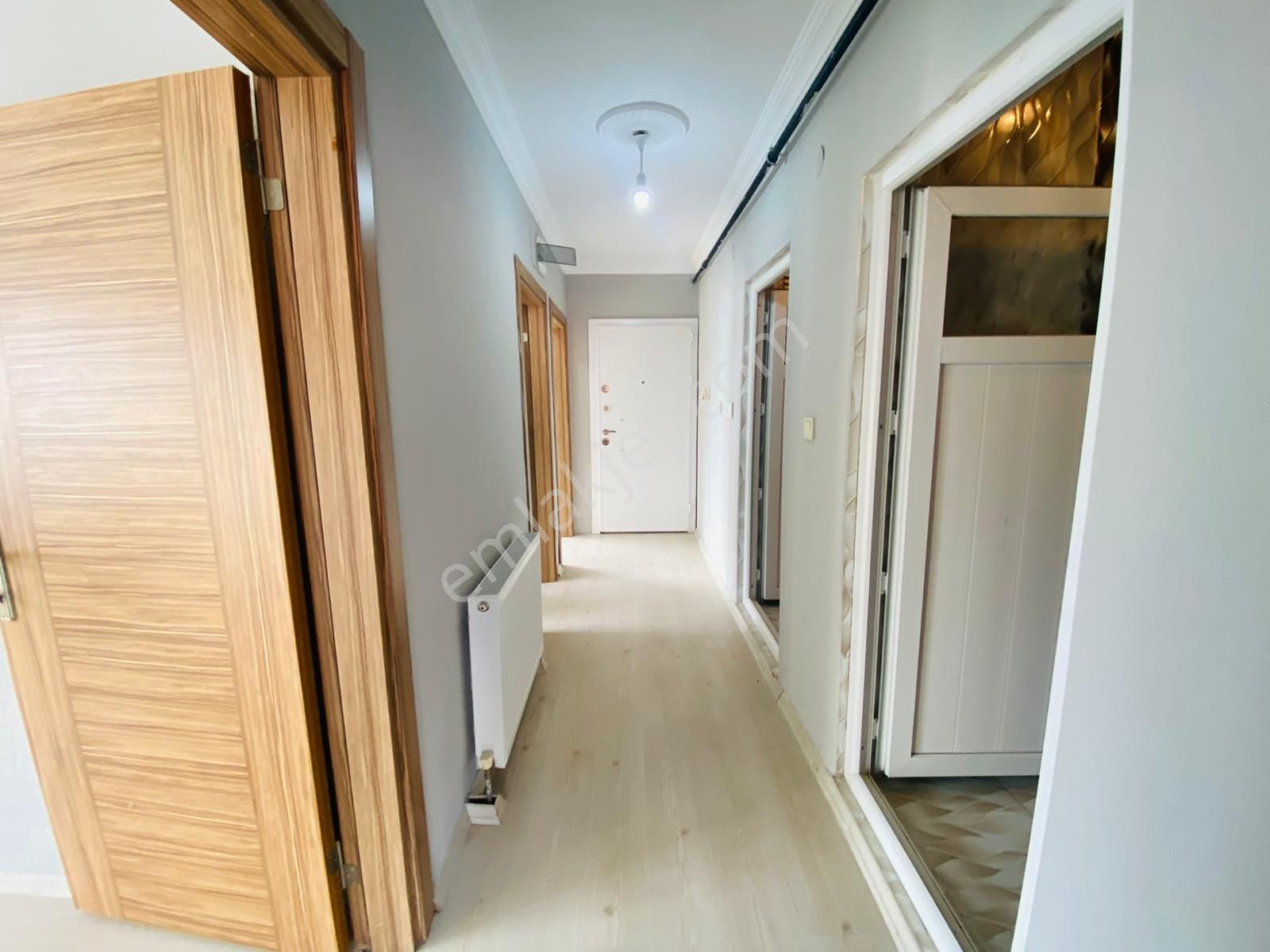 Güven'den Kapaklı'da Kombili,kapalı Cam Balkonlu Ön Cephe 2+1 Ev - Görsel 15