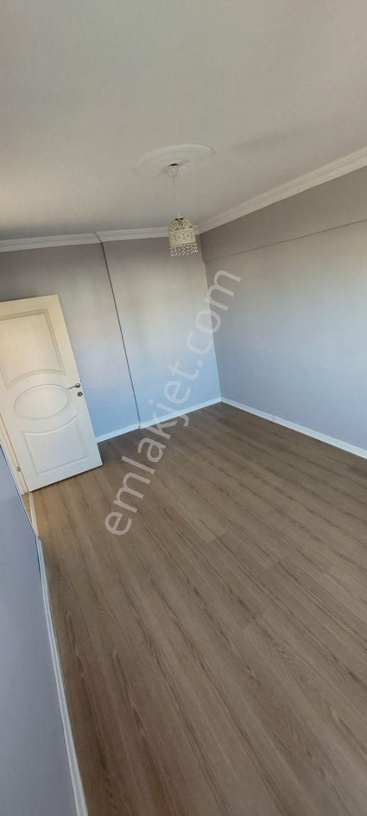Camili Mahallesinde Site İçerisinde 3+1 Geniş Daire - Görsel 6