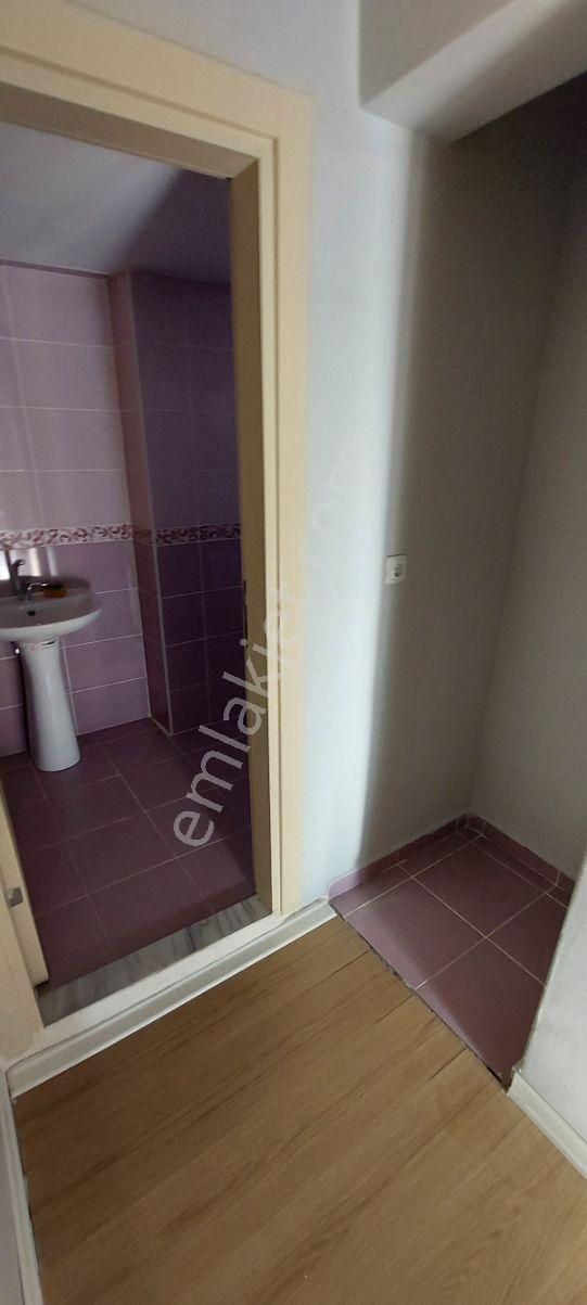 Camili Mahallesinde Site İçerisinde 3+1 Geniş Daire - Görsel 7