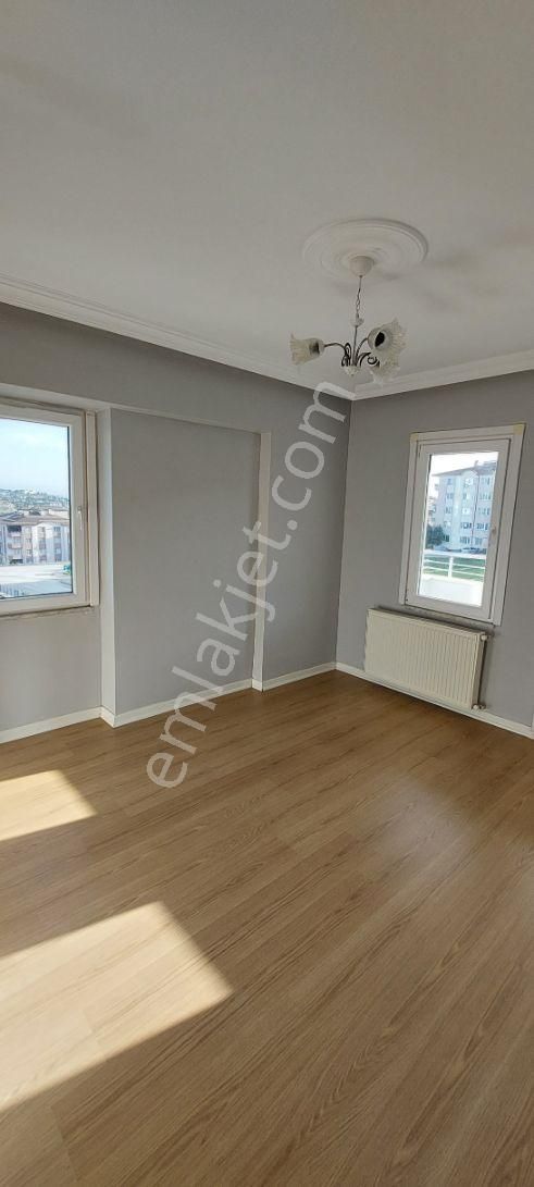 Camili Mahallesinde Site İçerisinde 3+1 Geniş Daire - Görsel 19