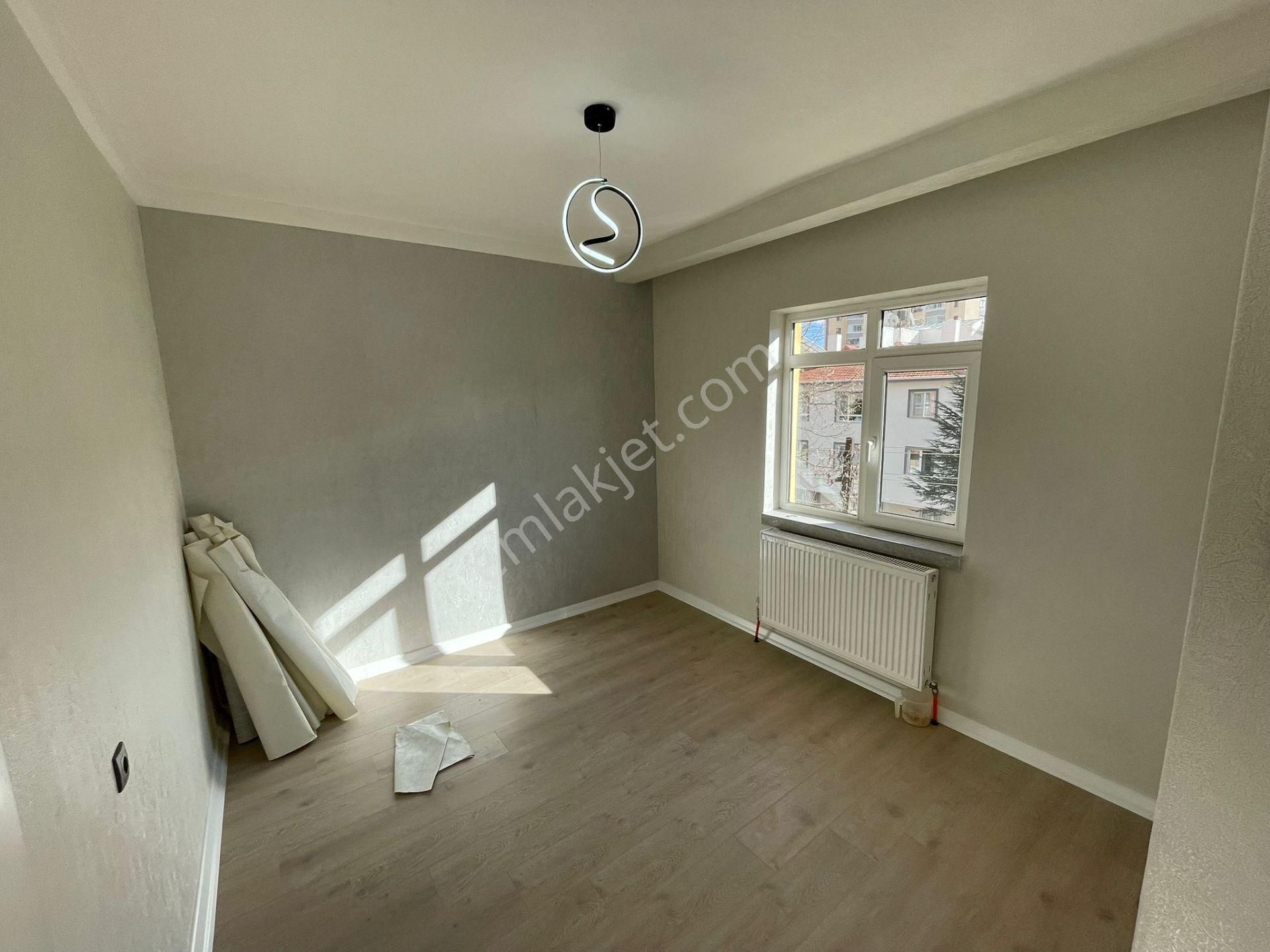 Esertepe Mahallesi'nde Full Yapılı Ön Cephe 3+1 Daire! - Görsel 18