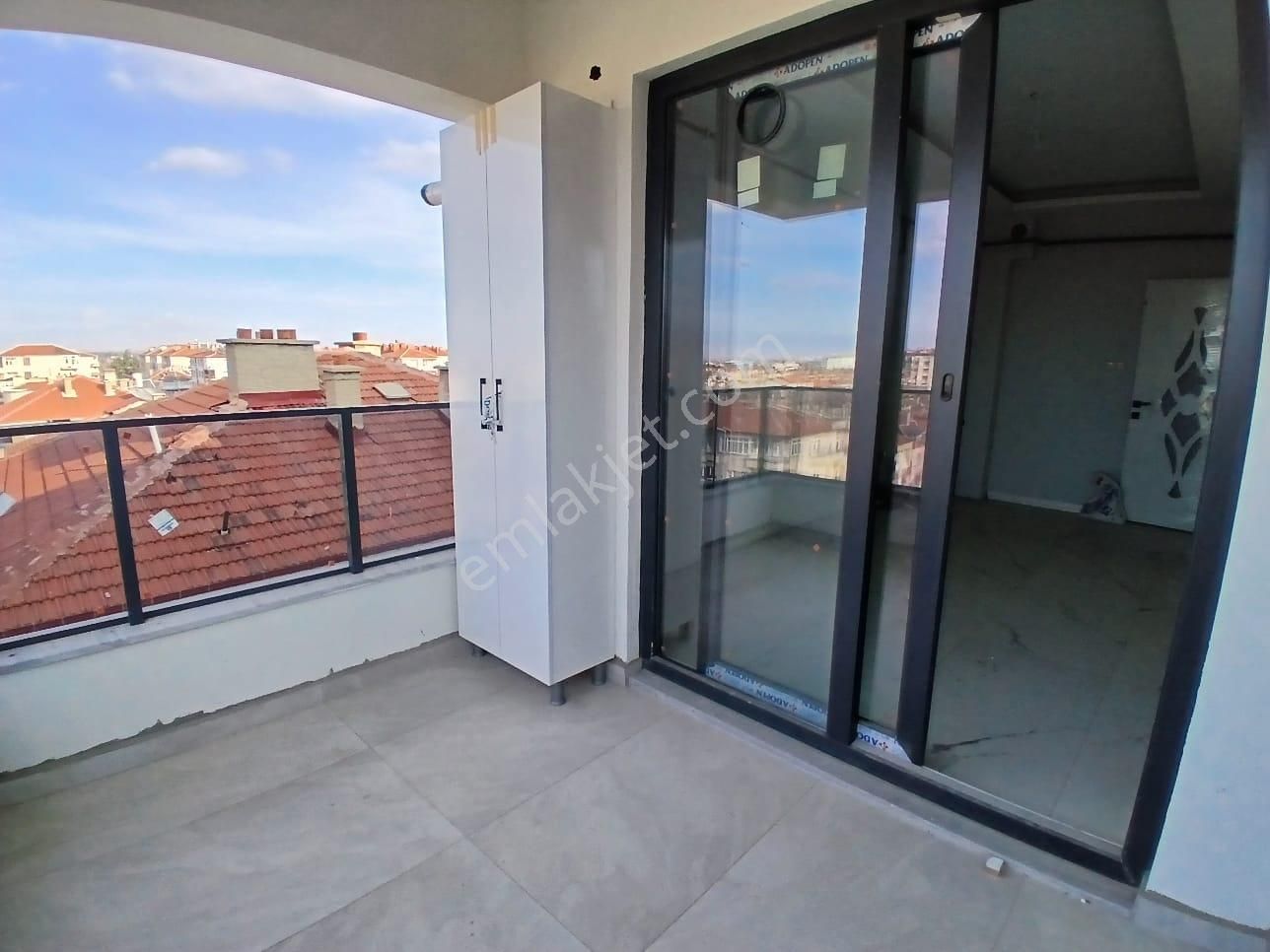 Akçay Emlak'tan Akşehir Park Hayat Hastahanesi Civarı Satılık Sıfır 3+1 Daire - Görsel 30