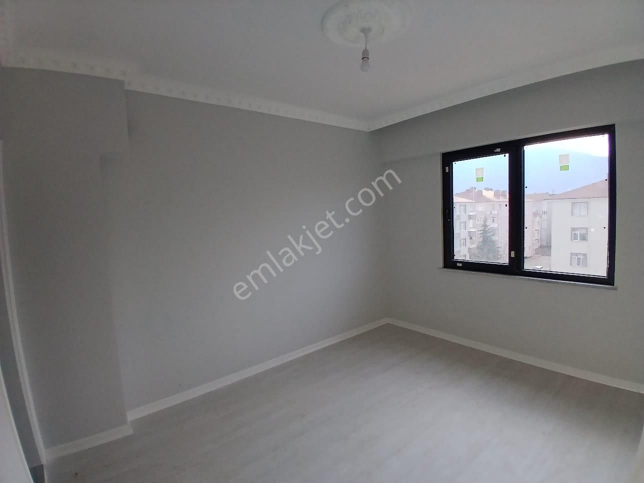 Akçay Emlak'tan Akşehir Park Hayat Hastahanesi Civarı Satılık Sıfır 3+1 Daire - Görsel 18