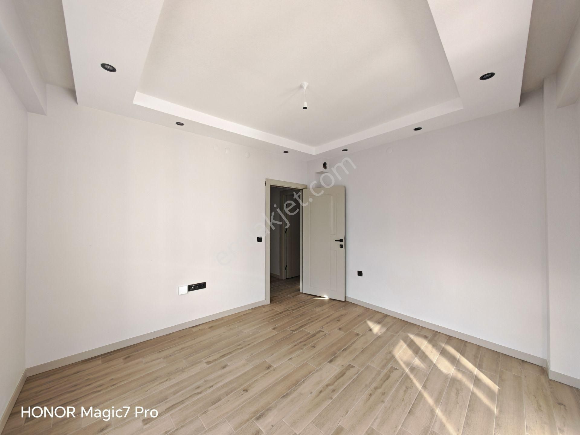 Bakırcı İnş. & Gym.'den Çamlıca Mah. Gündüz Ökçüm Yakını 2+0 Satılık Daire - Görsel 8