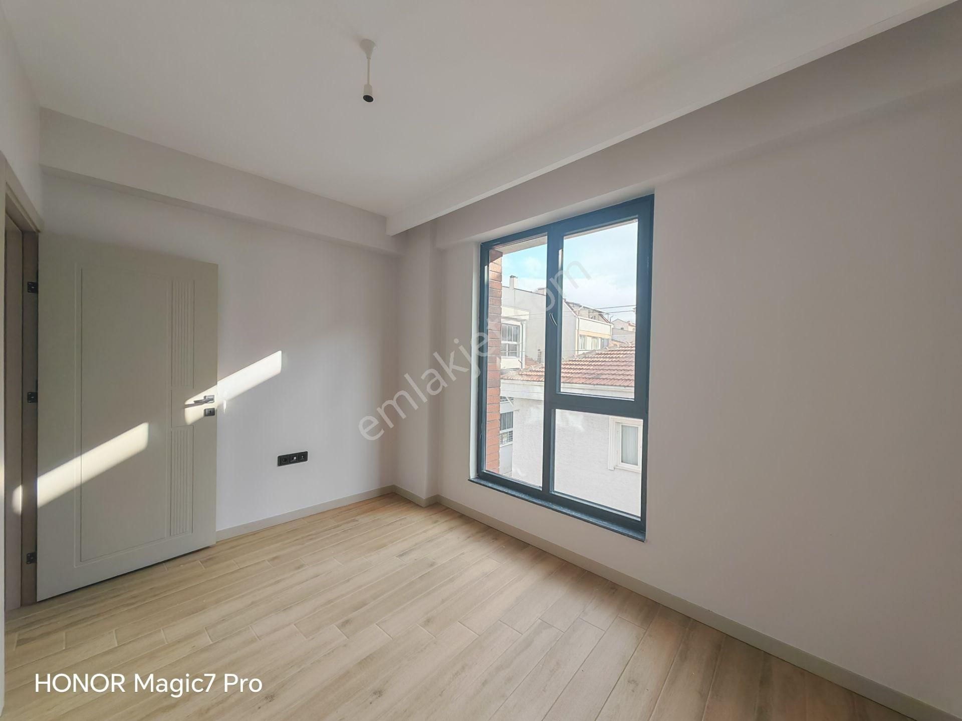 Bakırcı İnş. & Gym.'den Çamlıca Mah. Gündüz Ökçüm Yakını 2+0 Satılık Daire - Görsel 20