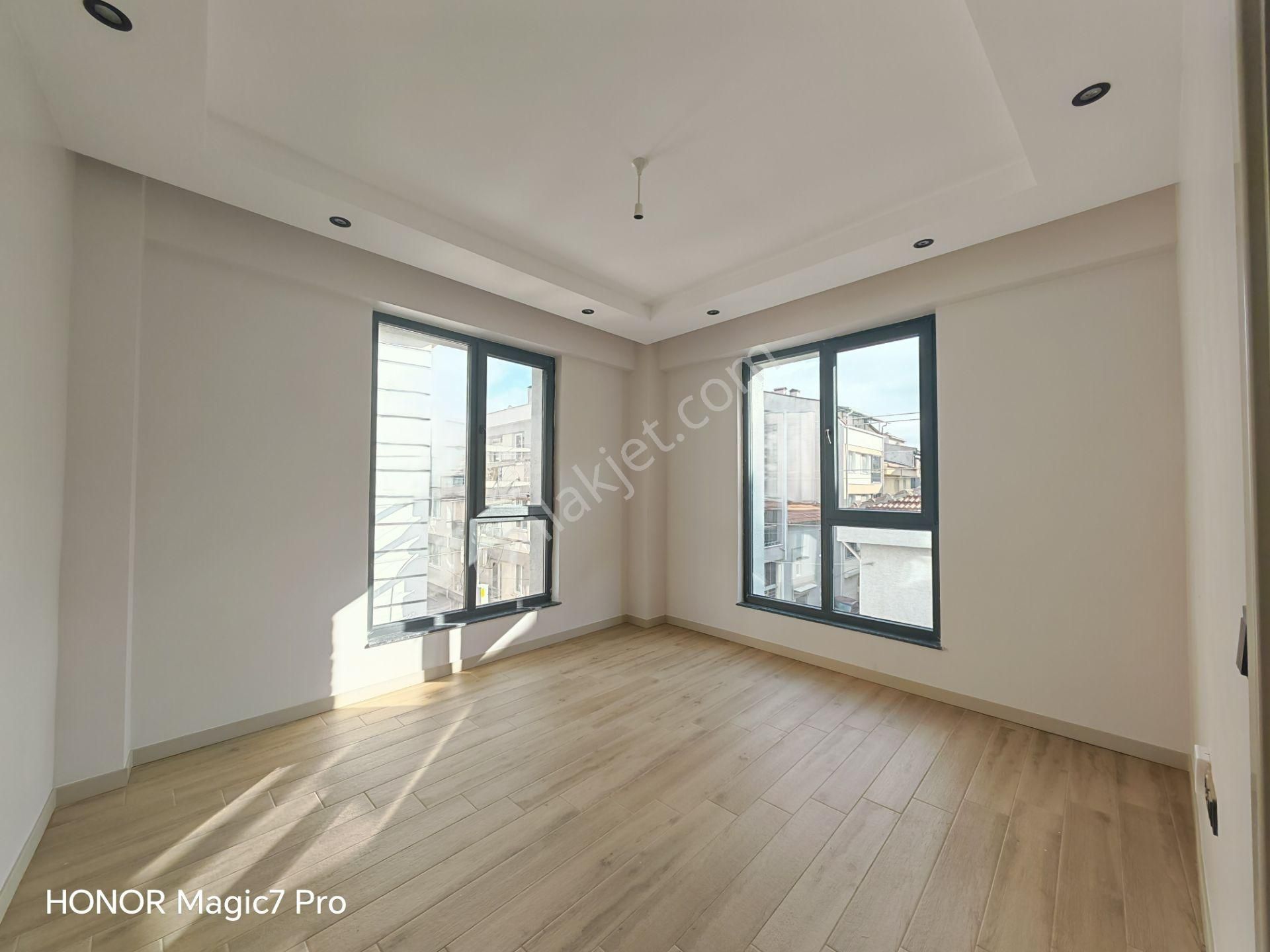 Bakırcı İnş. & Gym.'den Çamlıca Mah. Gündüz Ökçüm Yakını 2+0 Satılık Daire