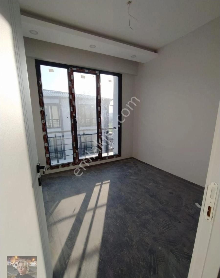Büşra Gayrimenkulden Site İçinde Satılık Sıfır Daire 2+1 Kat 4 Balkonlu 87m2 Açık Kapılı Otoparklı - Görsel 8