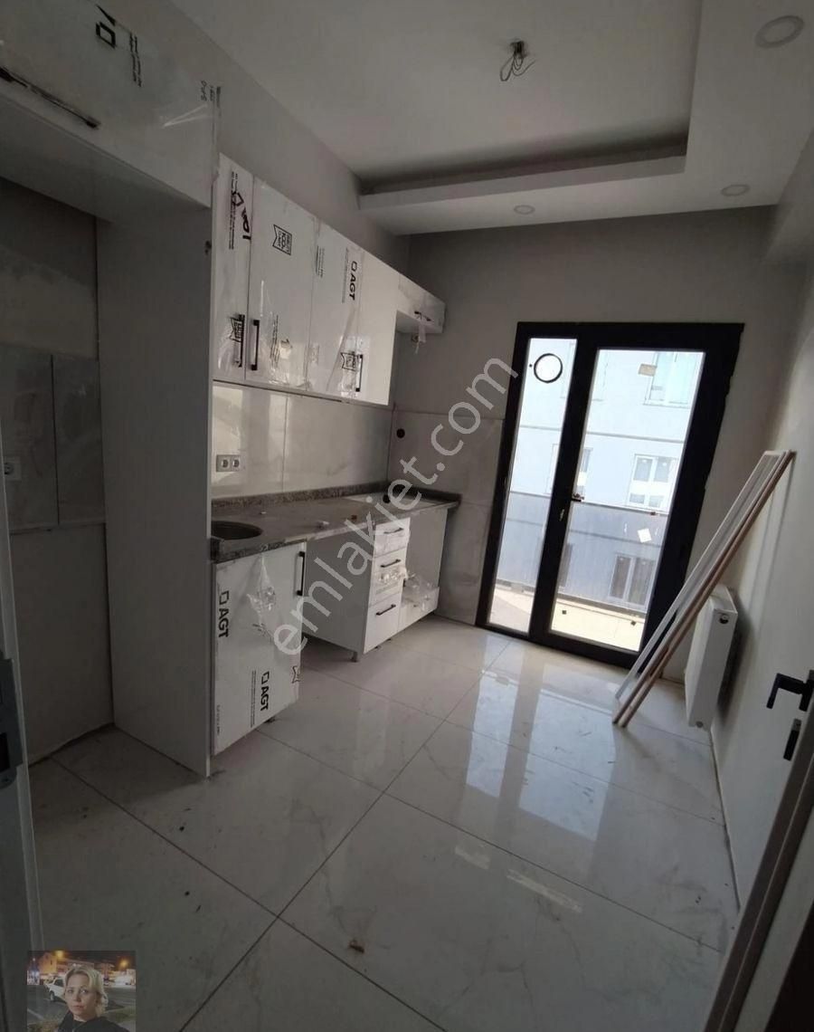 Büşra Gayrimenkulden Site İçinde Satılık Sıfır Daire 2+1 Kat 4 Balkonlu 87m2 Açık Kapılı Otoparklı - Görsel 11