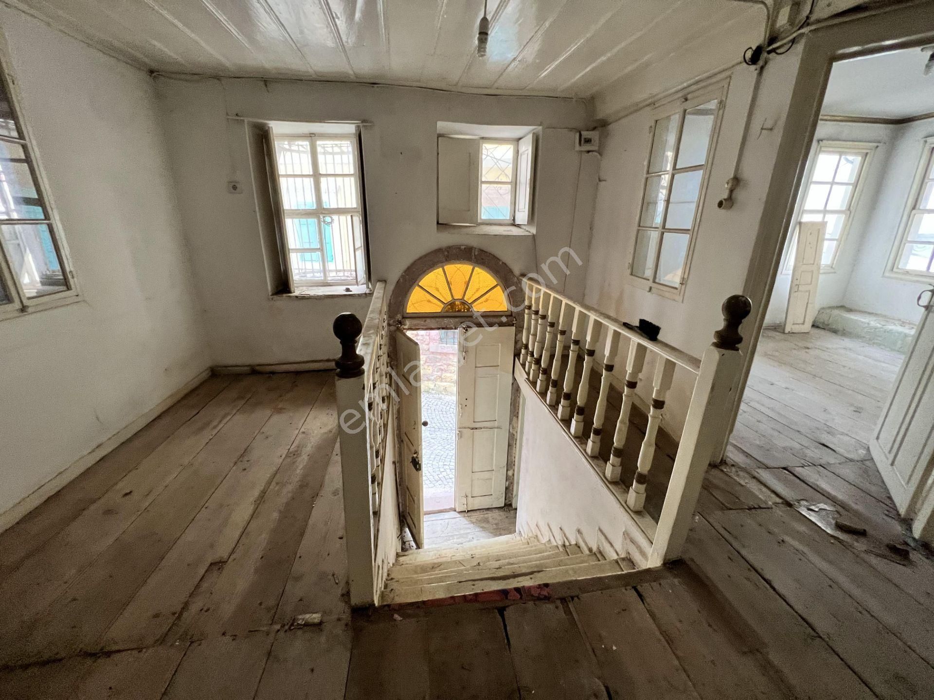 Balıkesir Ayvalık Ta Satılık Tarihi Mustakıl Ev Ve İş Yeri - Görsel 4