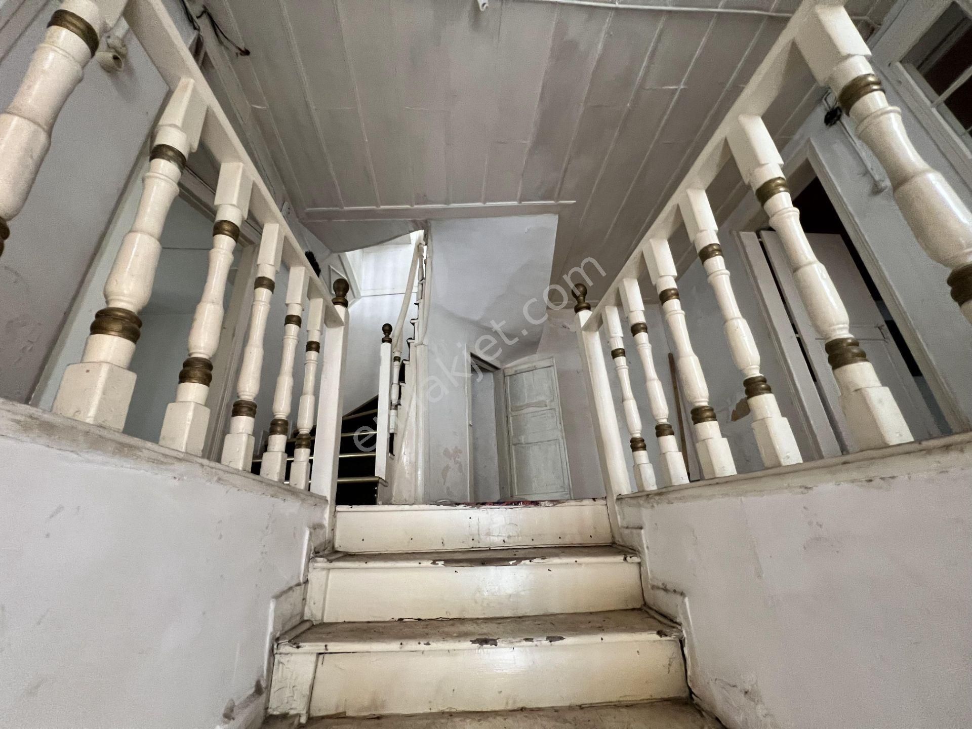 Balıkesir Ayvalık Ta Satılık Tarihi Mustakıl Ev Ve İş Yeri - Görsel 3