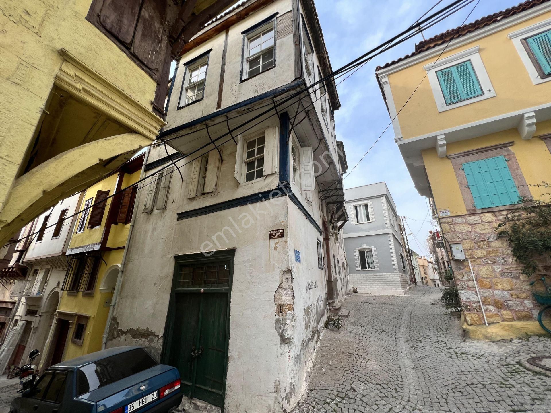 Balıkesir Ayvalık Ta Satılık Tarihi Mustakıl Ev Ve İş Yeri - Görsel 2