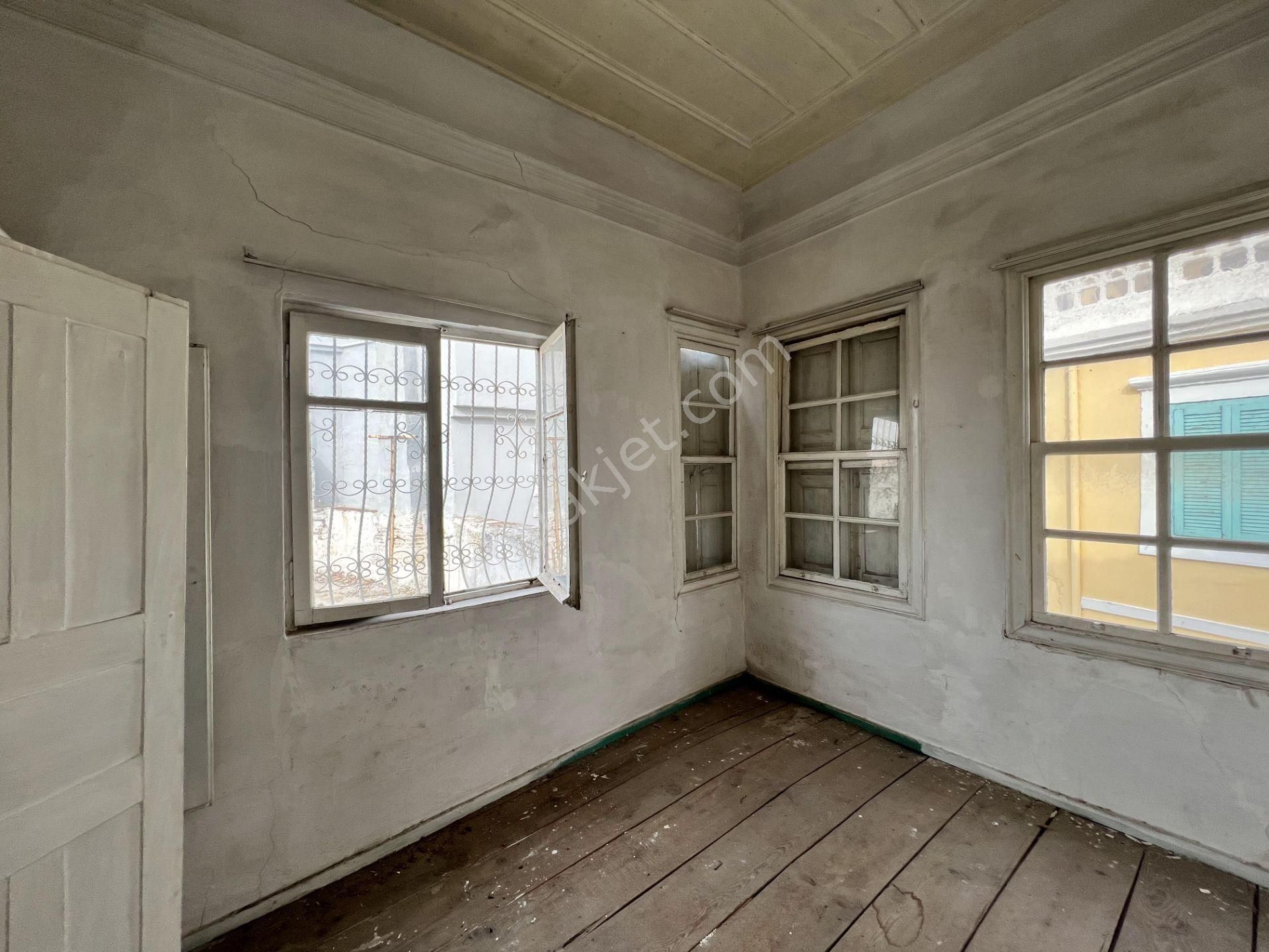 Balıkesir Ayvalık Ta Satılık Tarihi Mustakıl Ev Ve İş Yeri - Görsel 9