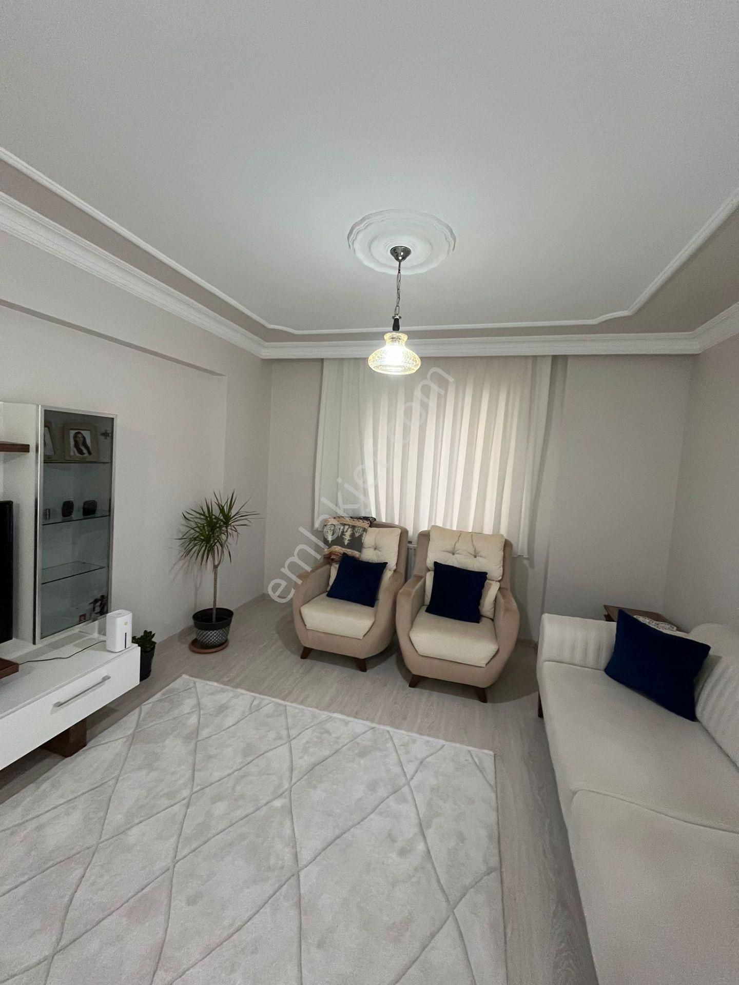 ​🏠 Muhittin Mahallesi’nde Geniş Ve Ferah 3+1 Daire - Görsel 3