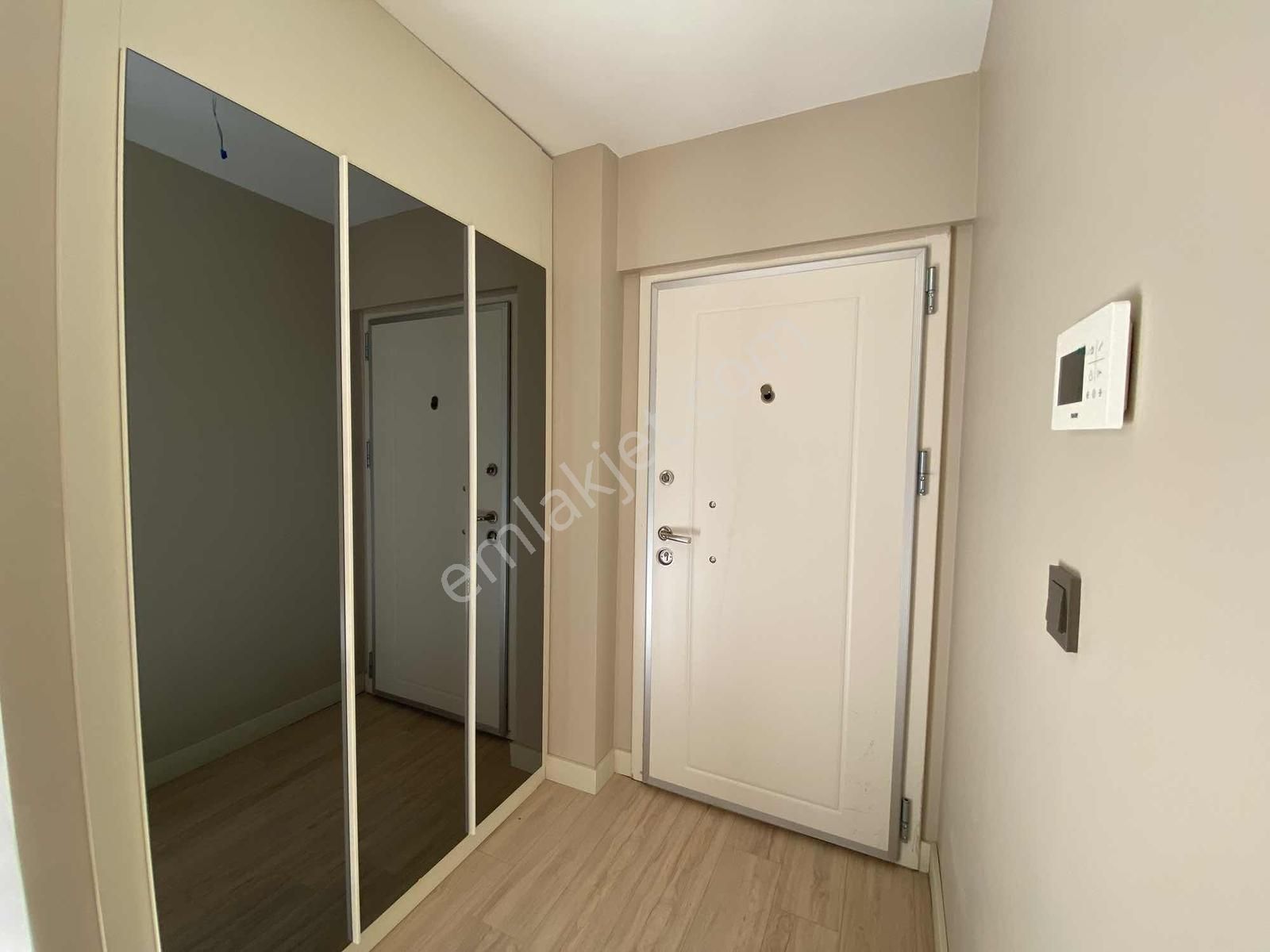 Göksu'da Güvenlikli Site Açık Kapalı Otoparklı Satılık 2+1 Daire - Görsel 10