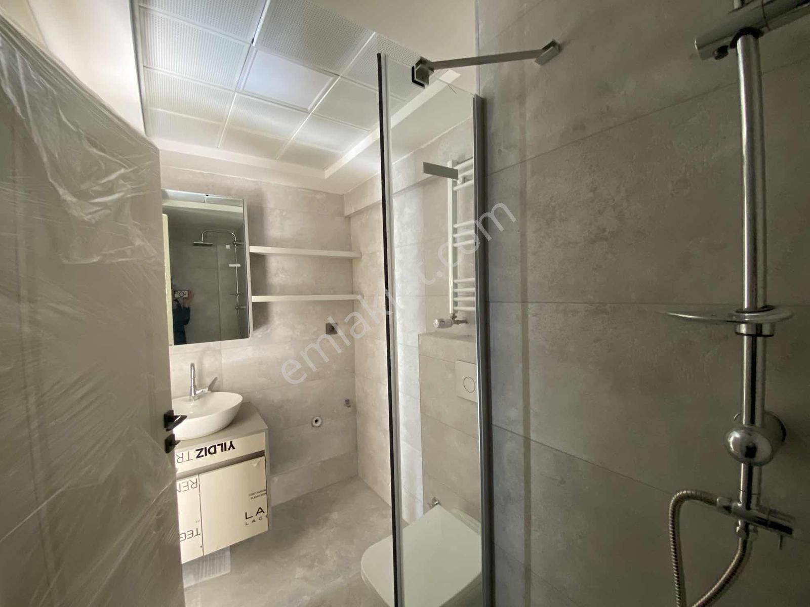 Göksu'da Güvenlikli Site Açık Kapalı Otoparklı Satılık 2+1 Daire - Görsel 34