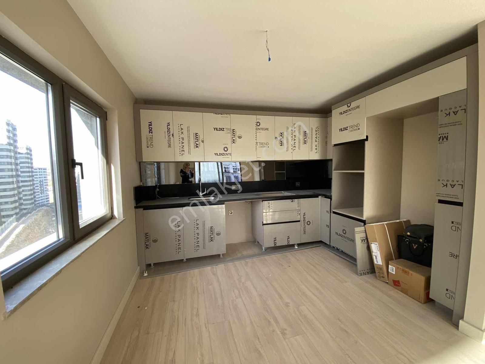 Göksu'da Güvenlikli Site Açık Kapalı Otoparklı Satılık 2+1 Daire - Görsel 7