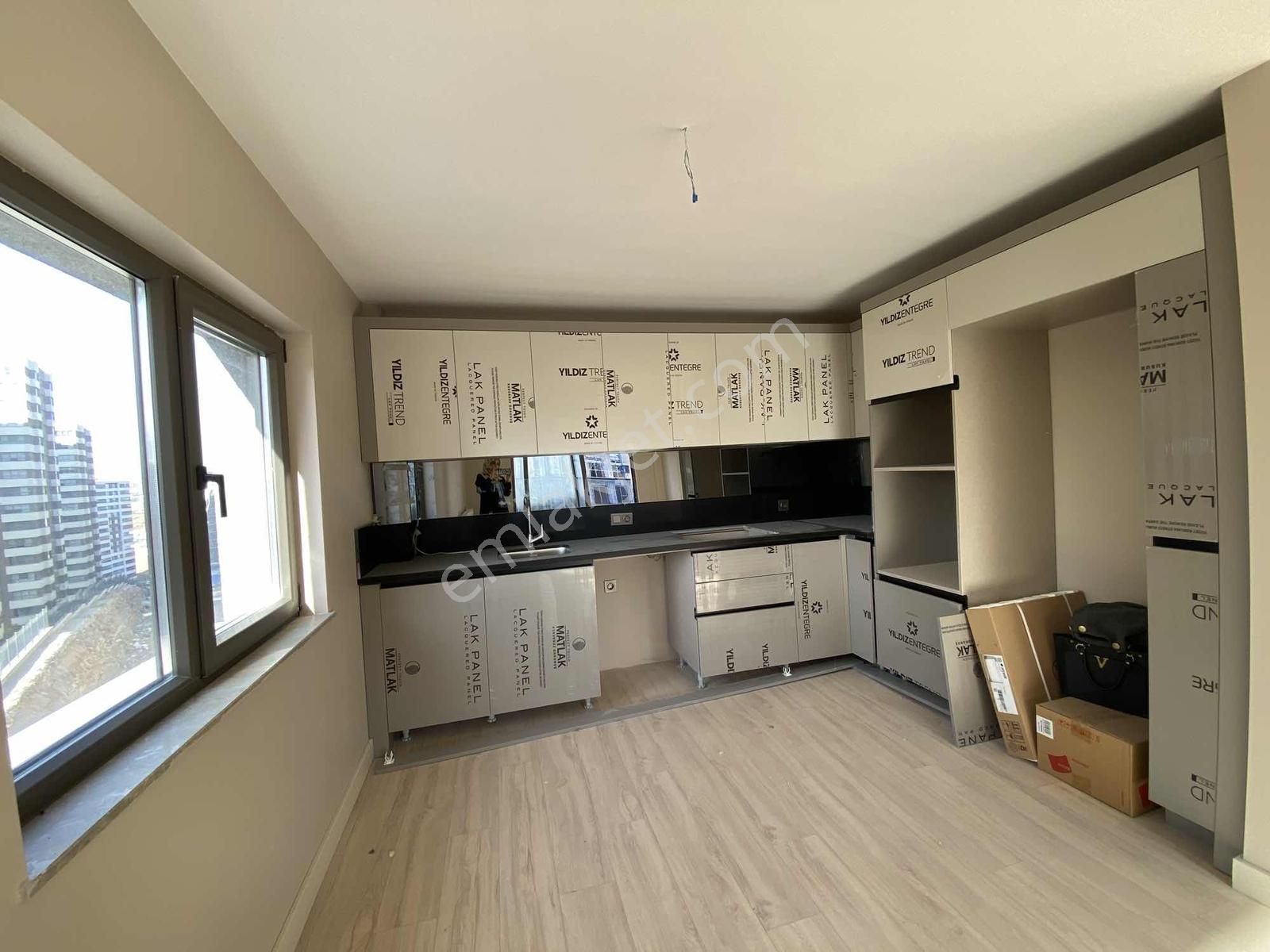 Göksu'da Güvenlikli Site Açık Kapalı Otoparklı Satılık 2+1 Daire - Görsel 4