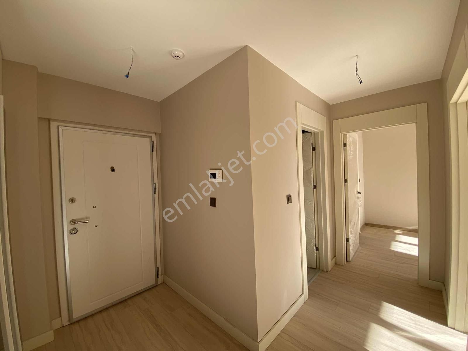 Göksu'da Güvenlikli Site Açık Kapalı Otoparklı Satılık 2+1 Daire - Görsel 23
