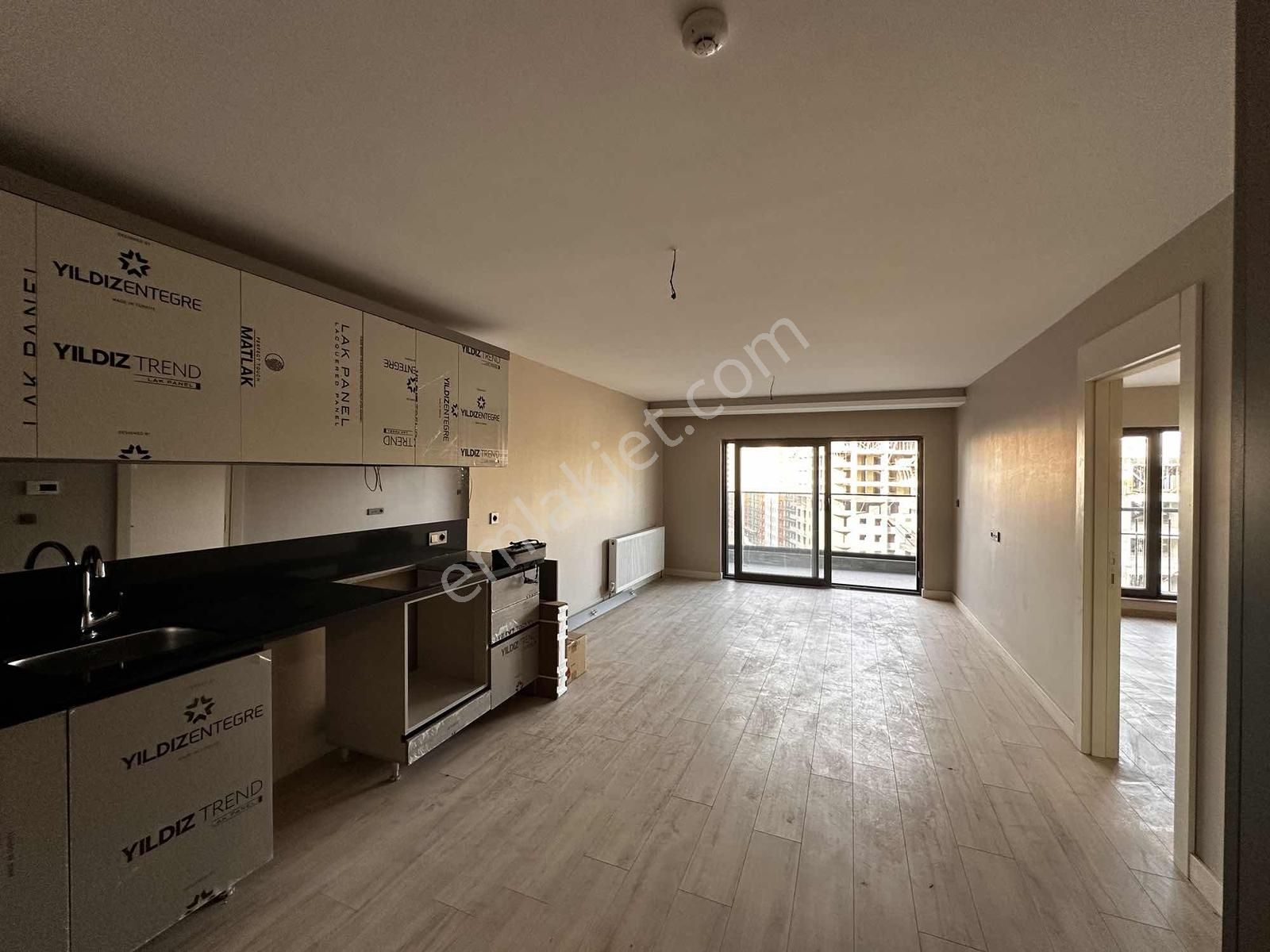 Göksu'da Güvenlikli Site Açık Kapalı Otoparklı Satılık 1+1 Daire - Görsel 11