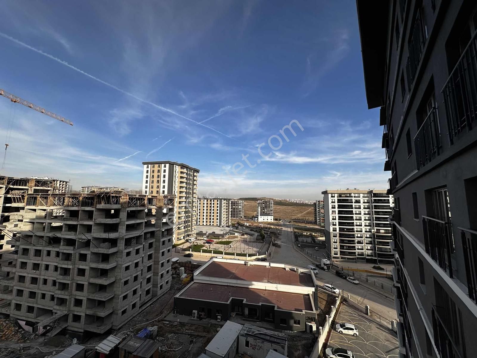 Göksu'da Güvenlikli Site Açık Kapalı Otoparklı Satılık 1+1 Daire - Görsel 20