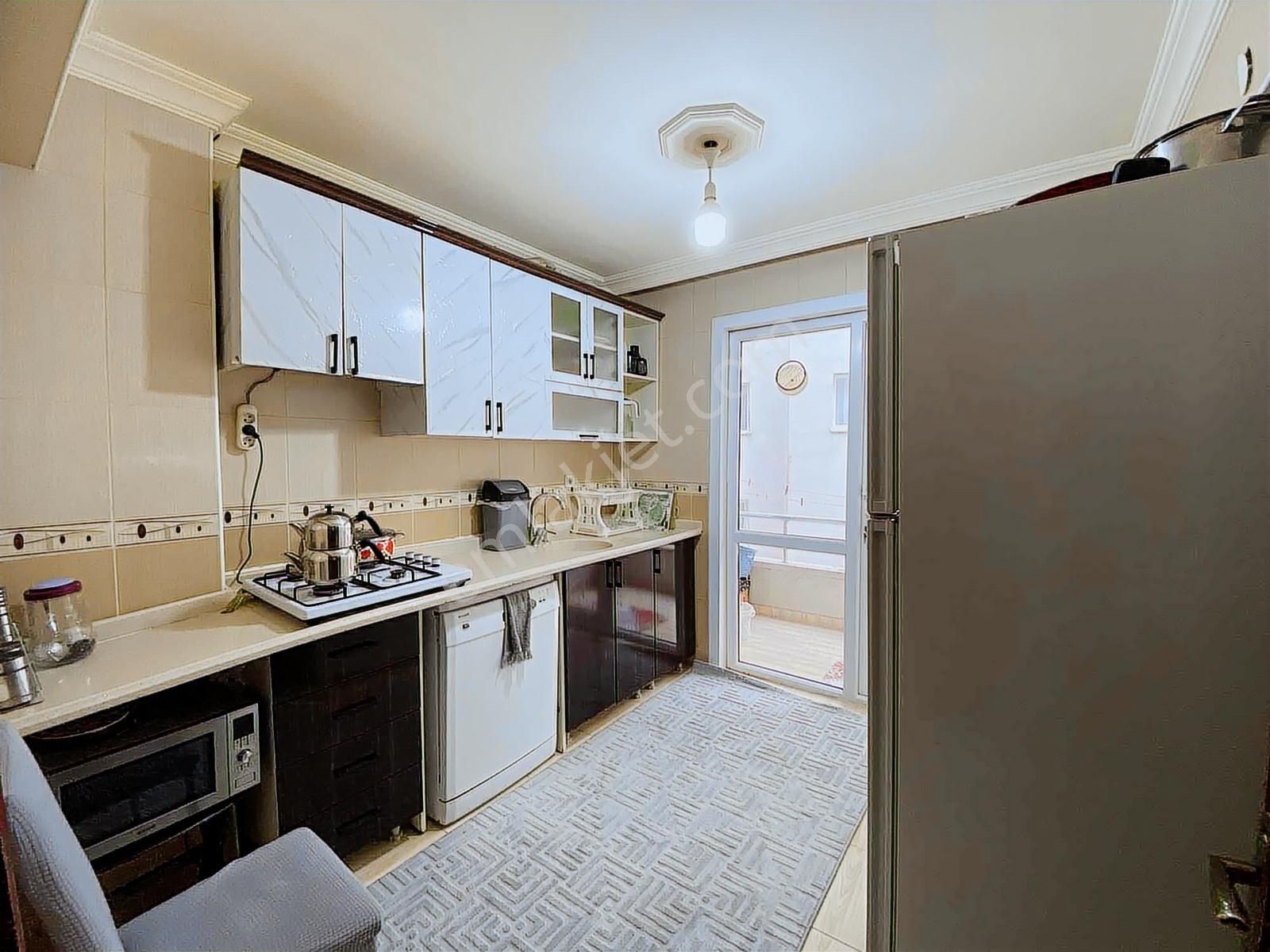 Alsancak'da 3+1 Ara Kat Merkezi Konum Uygun Fiyat Satılık Daire - Görsel 3