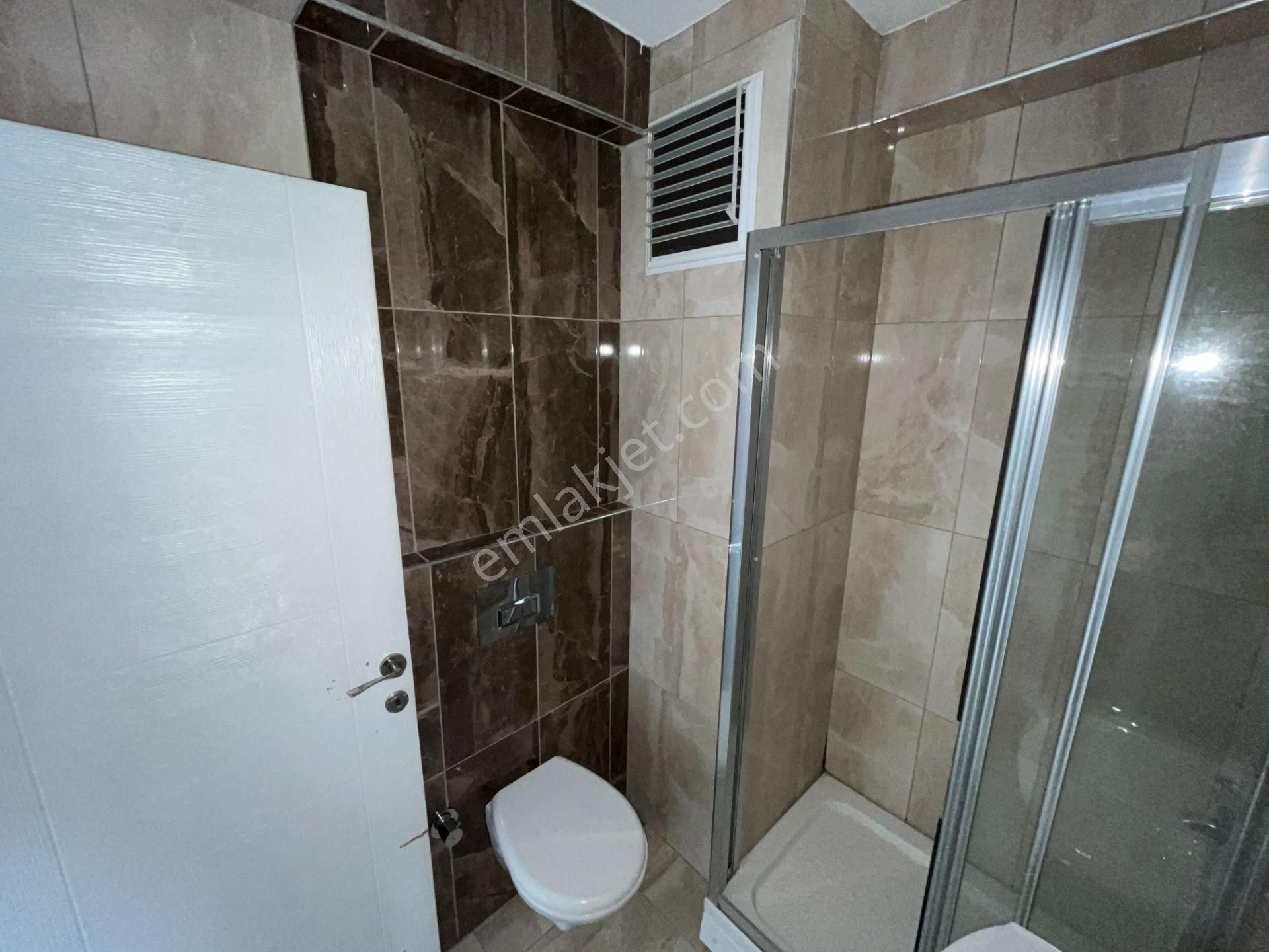 Ataşehir Esatpaşada Ulaşıma Yakın, 2+1 Açık Mutfak Kiralık Daire - Görsel 24