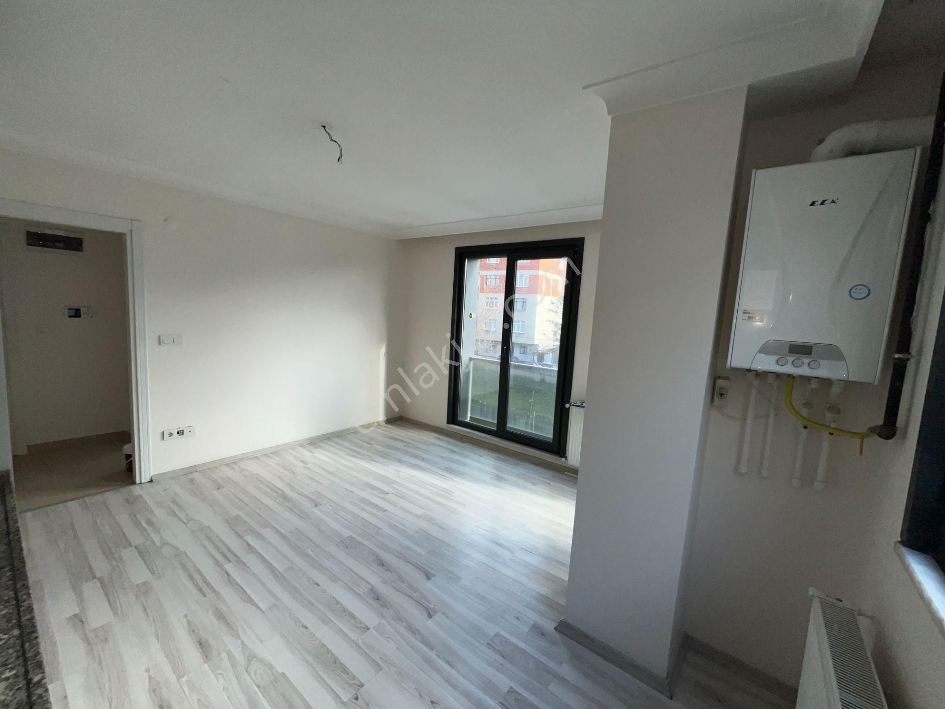 Ataşehir Esatpaşada Ulaşıma Yakın, 2+1 Açık Mutfak Kiralık Daire - Görsel 17