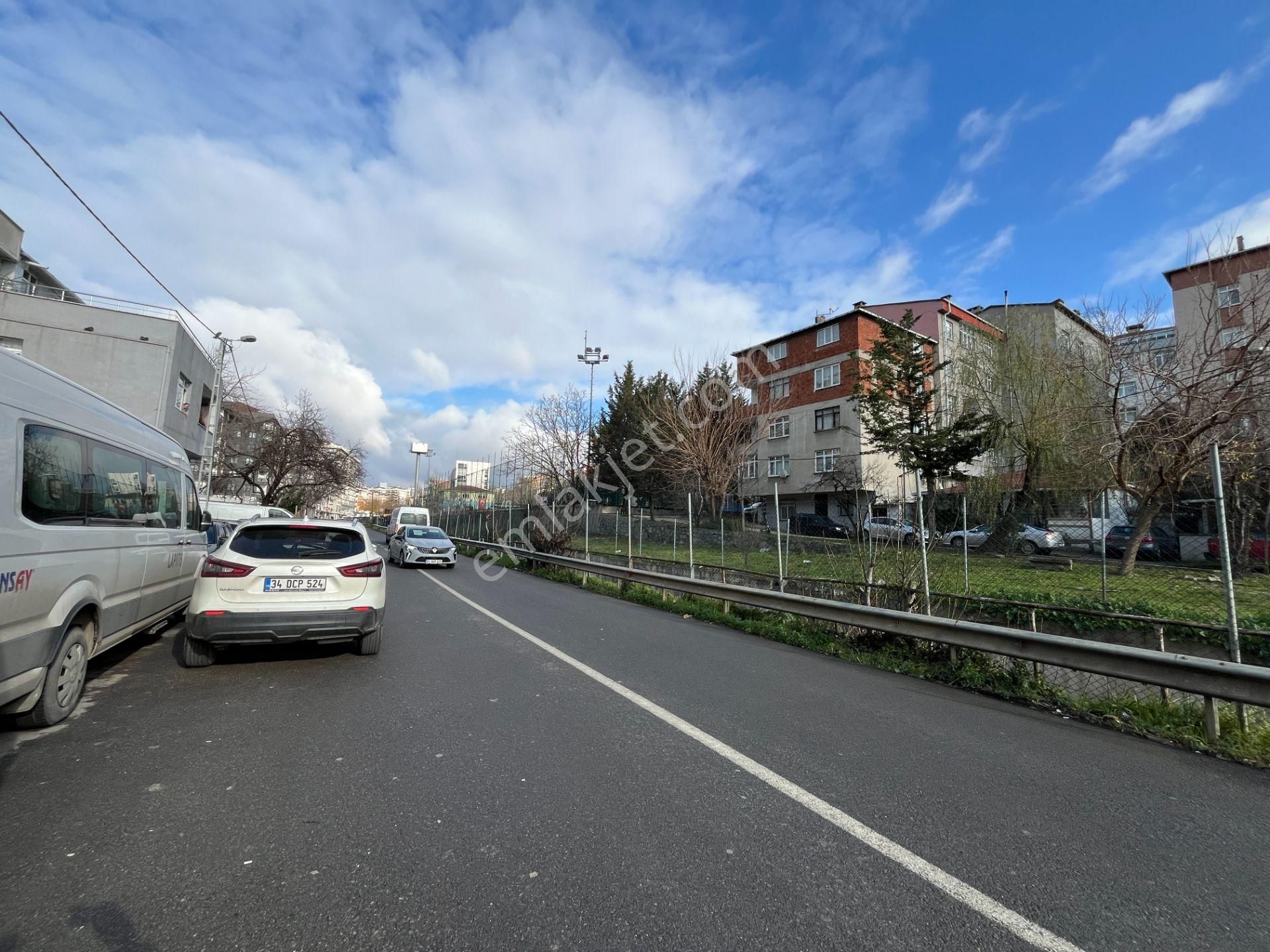 Ataşehir Esatpaşada Ulaşıma Yakın, 2+1 Açık Mutfak Kiralık Daire - Görsel 29