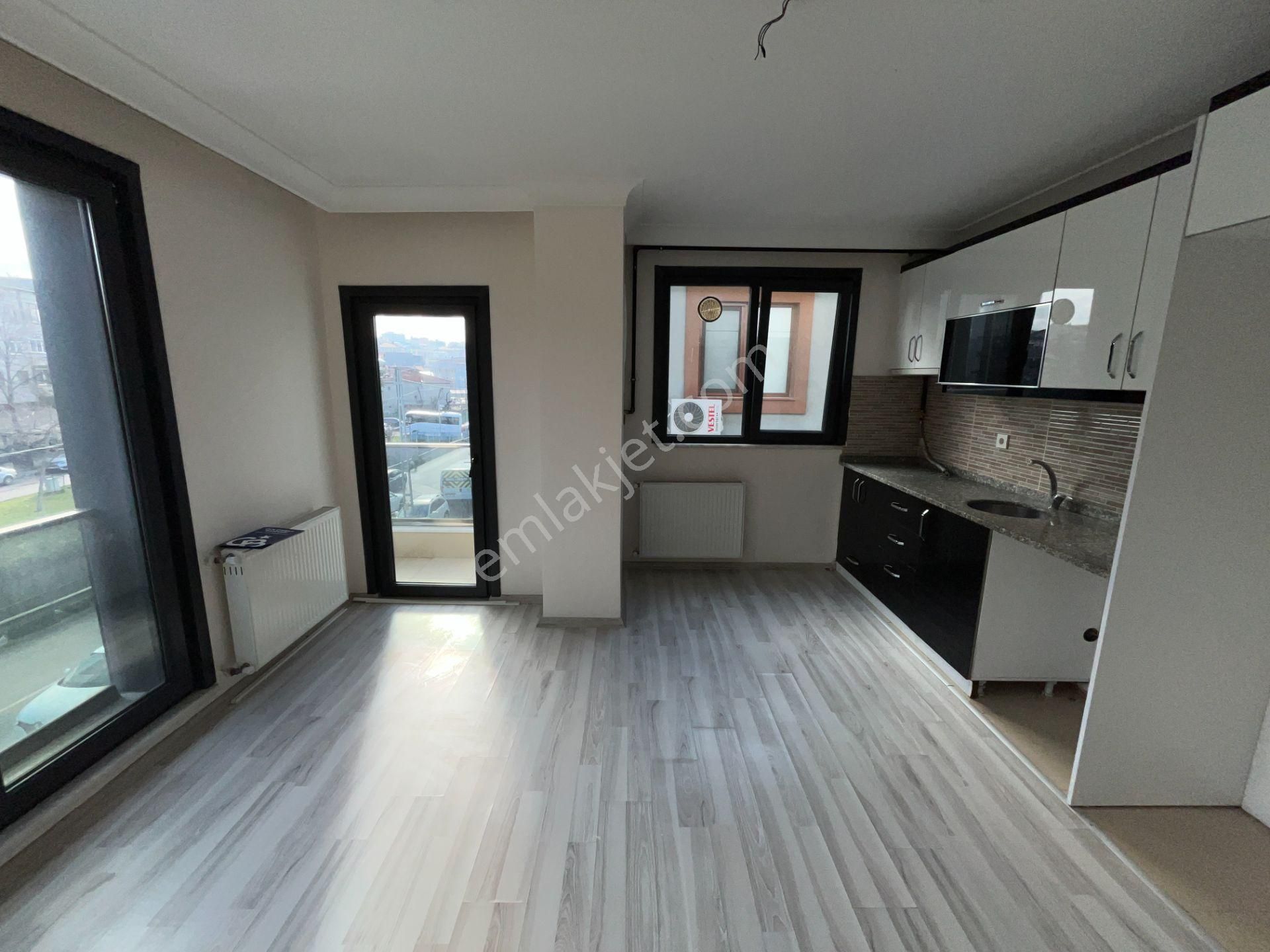 Ataşehir Esatpaşada Ulaşıma Yakın, 2+1 Açık Mutfak Kiralık Daire - Görsel 10